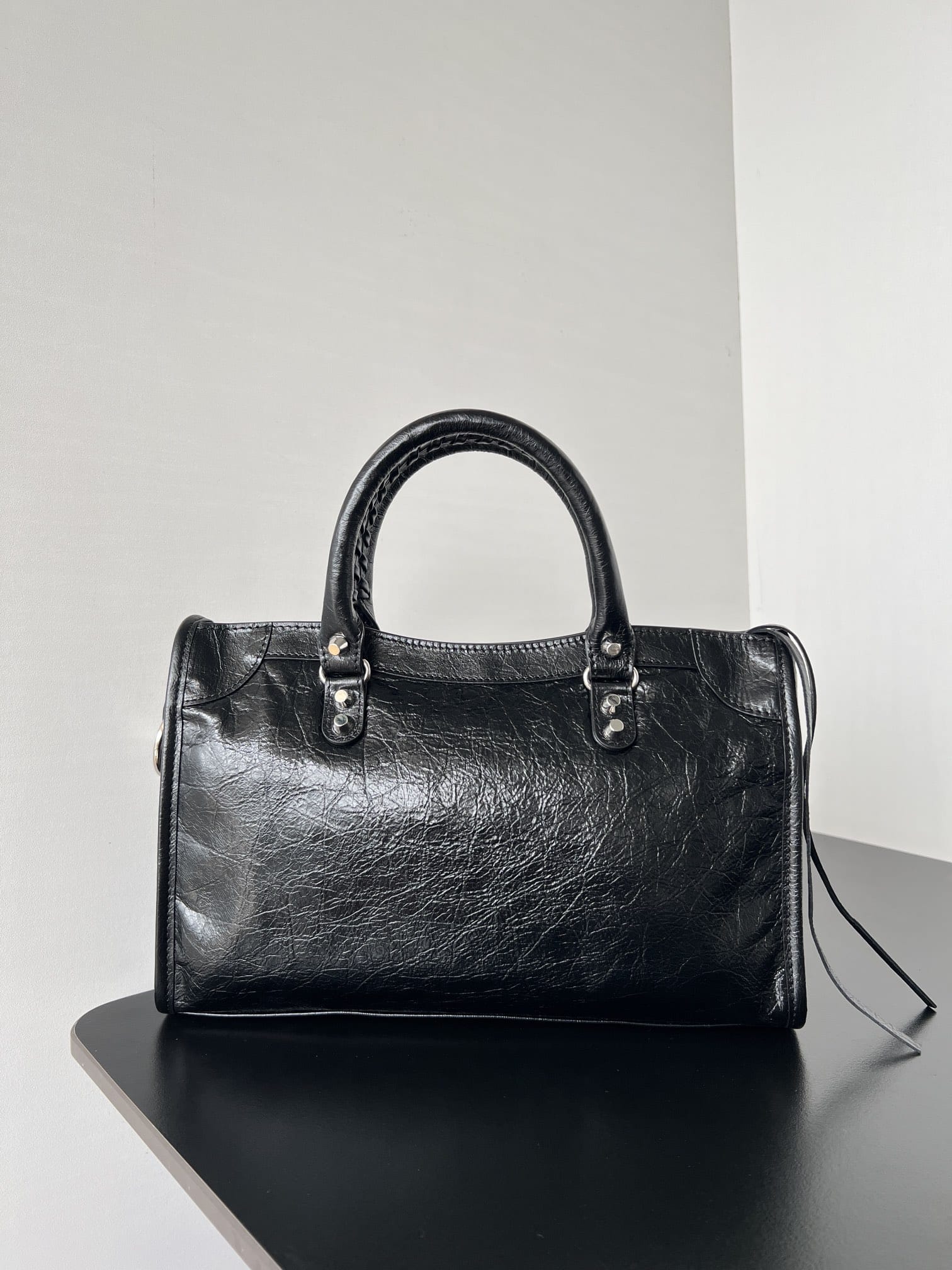 BALENCIAGA Le City Small Bag In Lambskin Leather - Black