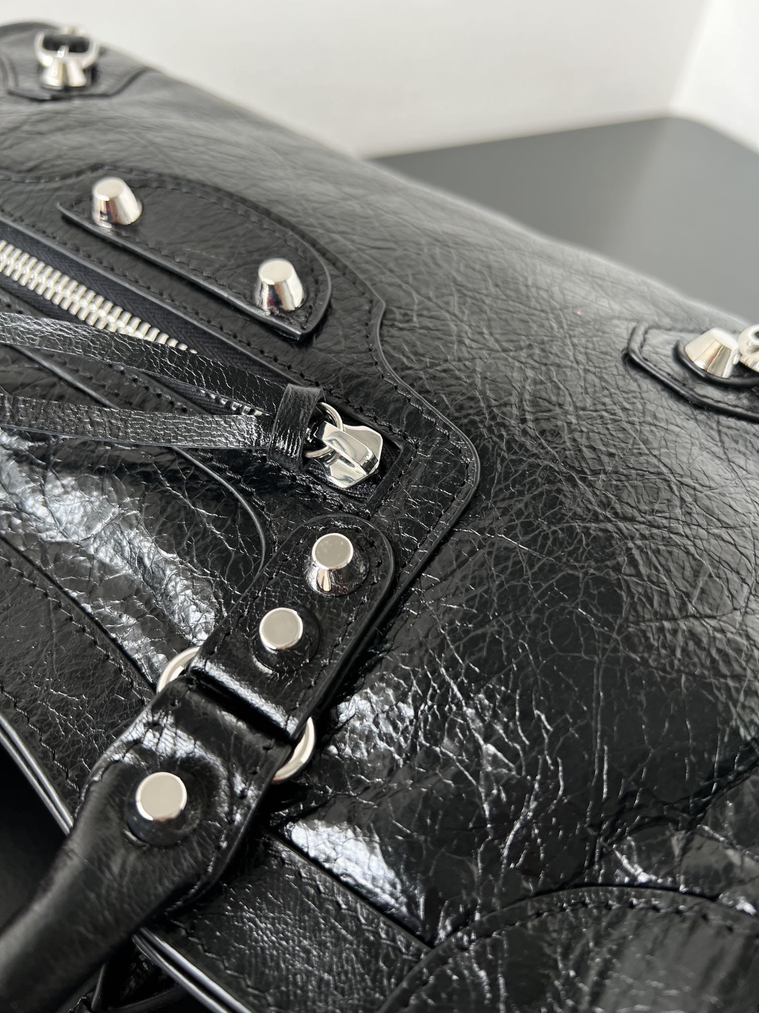 BALENCIAGA Le City Small Bag In Lambskin Leather - Black