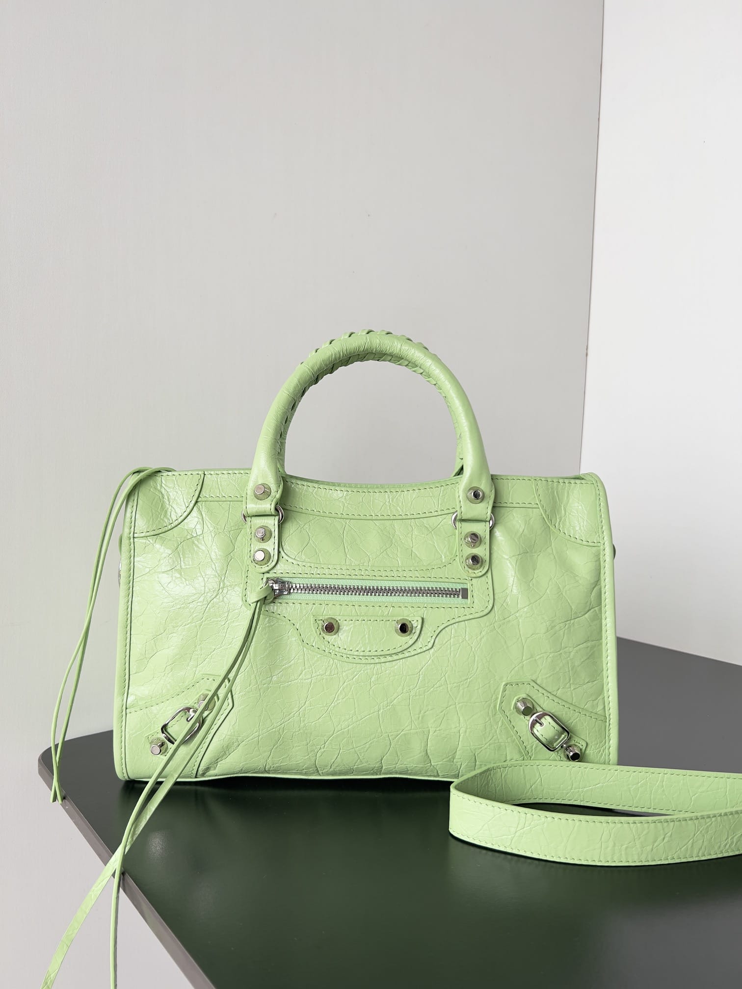 BALENCIAGA Le City Small Bag In Lambskin Leather - Green