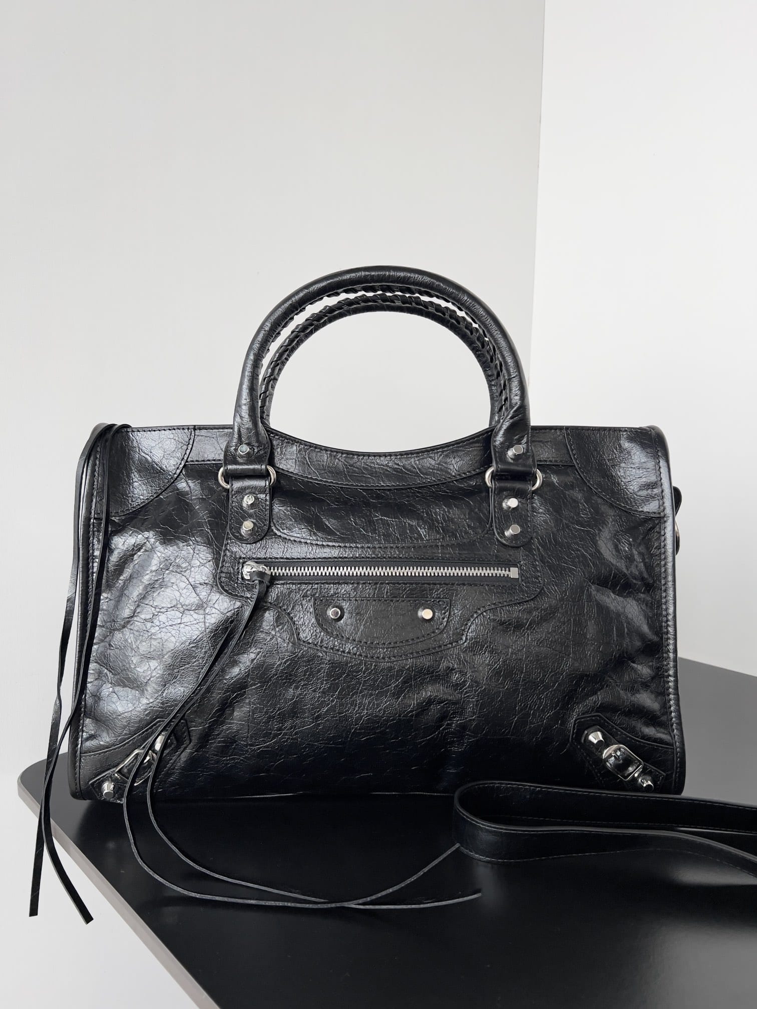 BALENCIAGA Le City Medium Bag In Lambskin Leather - Black