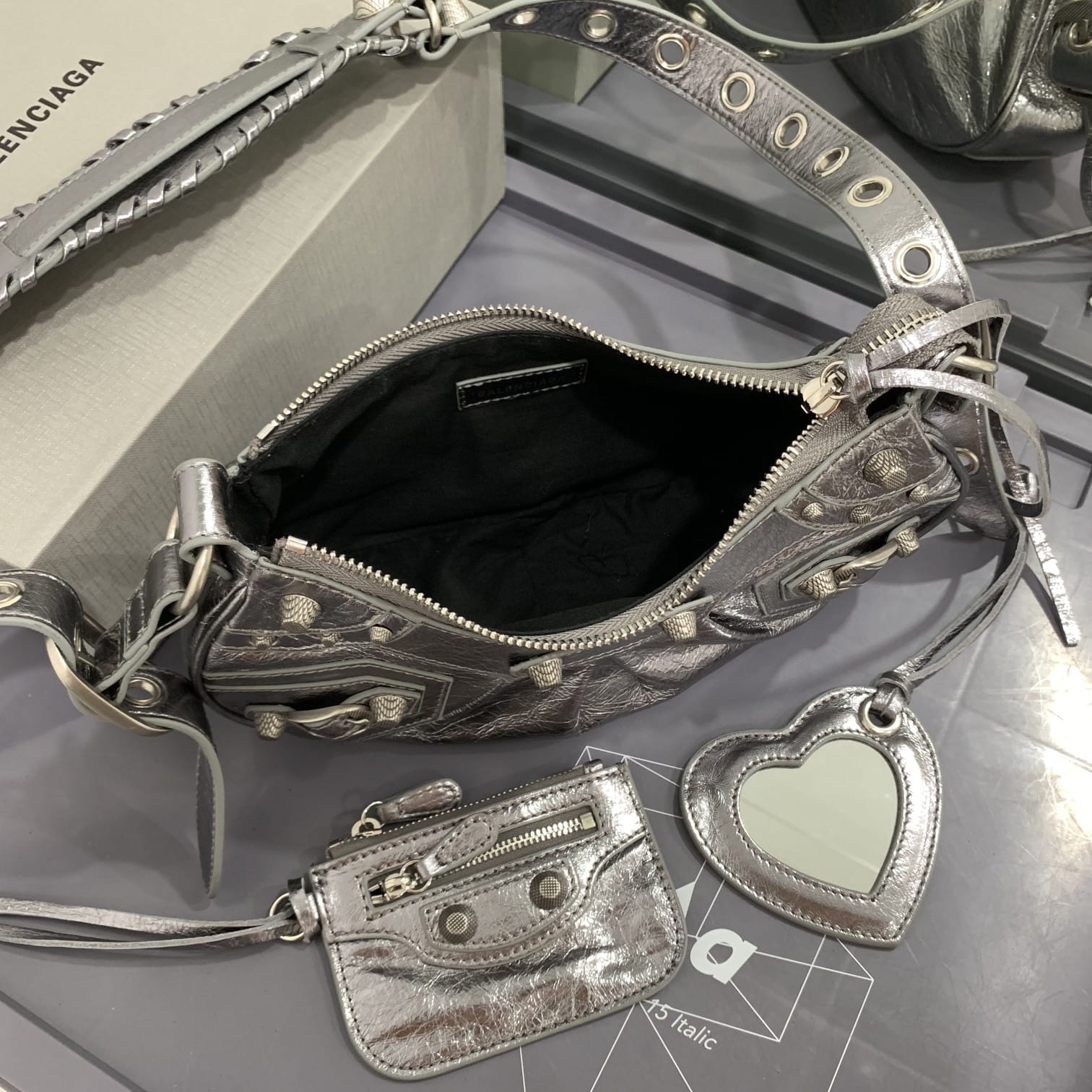 BALENCIAGA Le Cagole XS Shoulder Bag In Lambskin - Silver