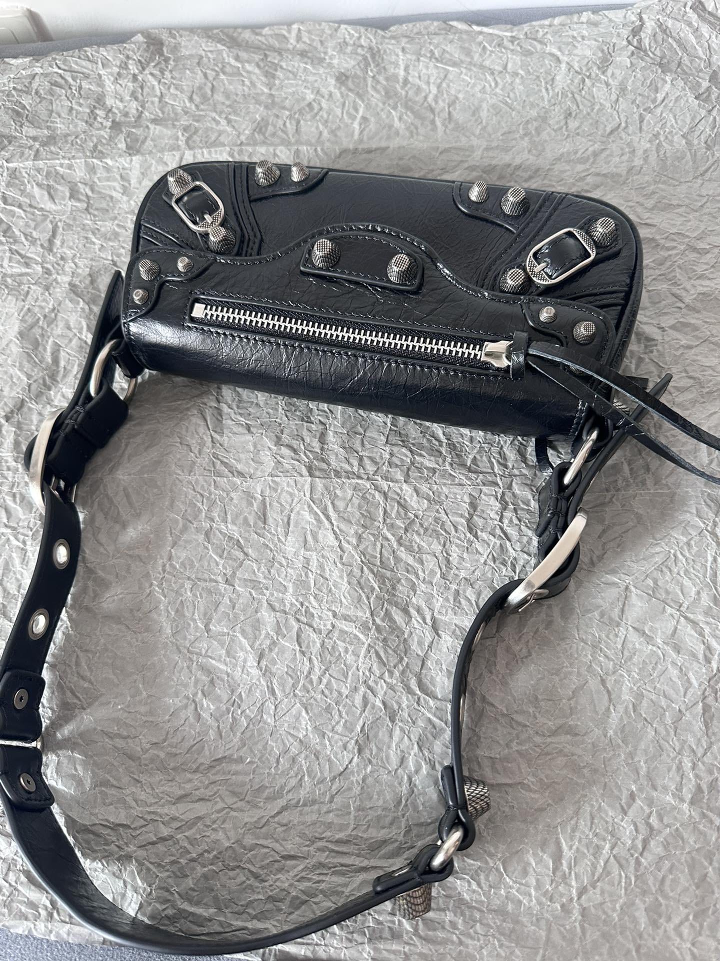 BALENCIAGA Le Cagole XS Sling Shoulder Bag - Black