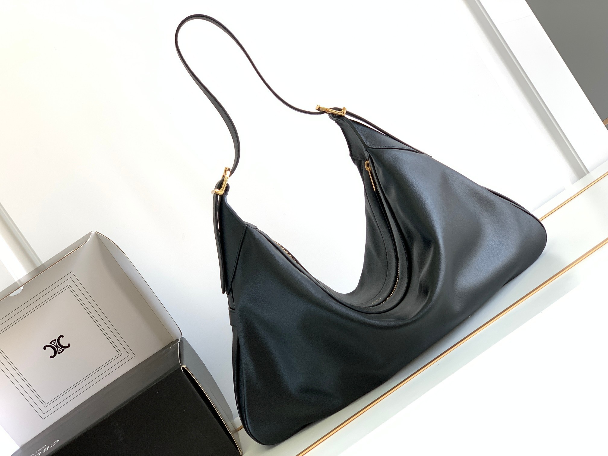 CELINE Large Romy Bag in Supple Calfskin - Black