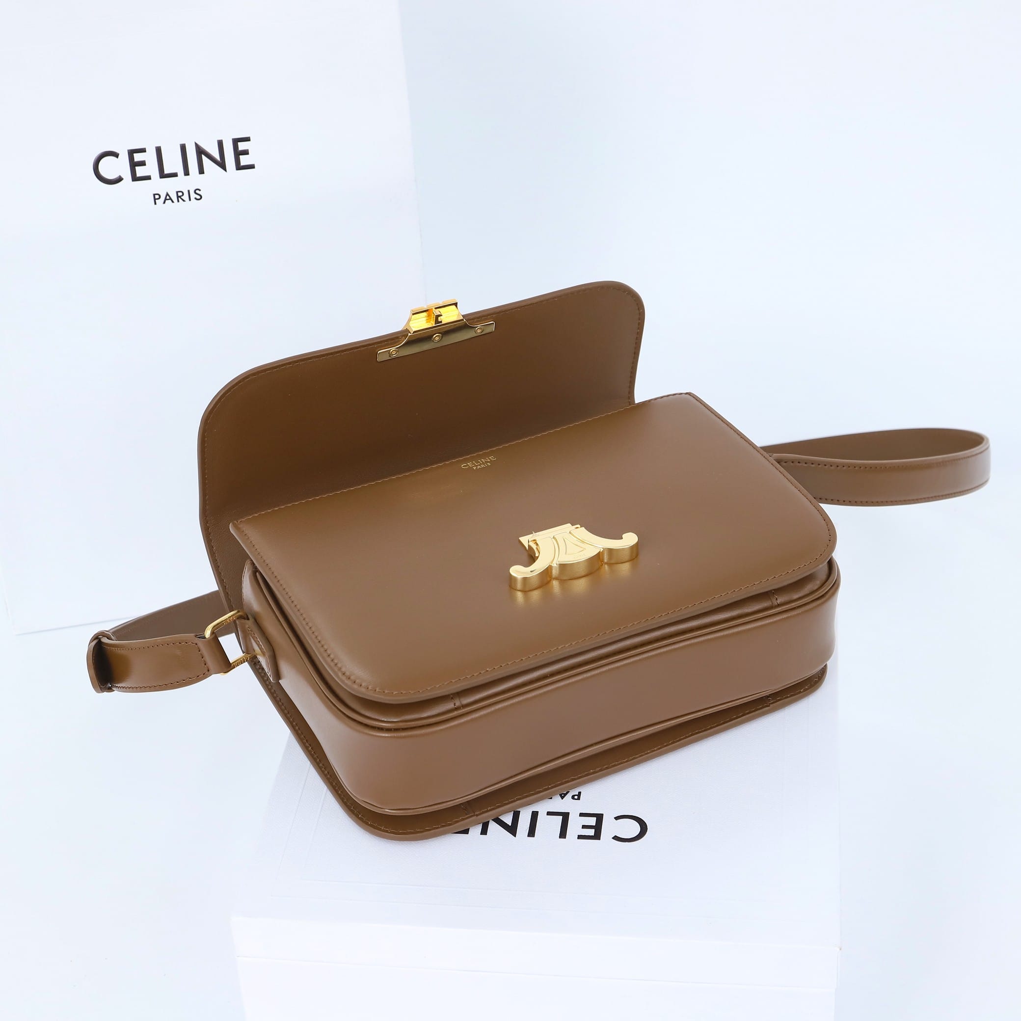 CELINE Classique Triomphe Bag In Shiny Calfskin - Glazed Brown