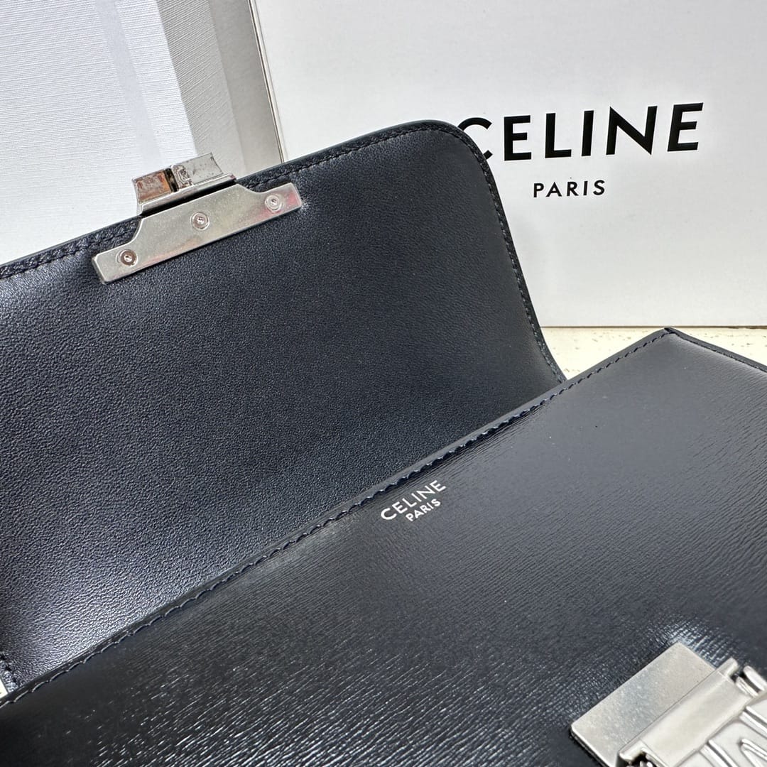 CELINE Teen Triomphe Bag In Shiny Calfskin - Black & Silver