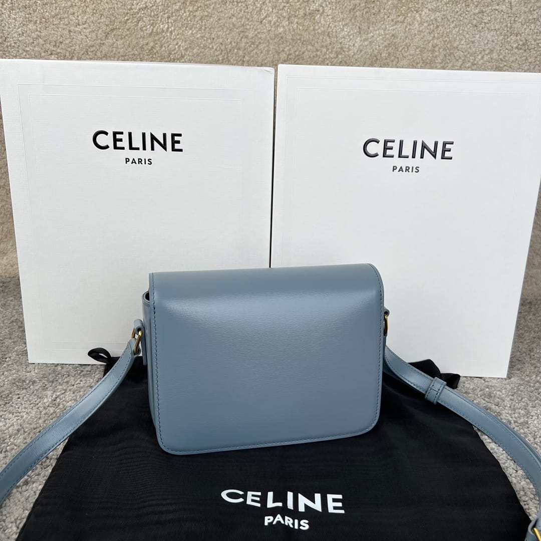 CELINE Teen Triomphe Bag In Shiny Calfskin - California Blue