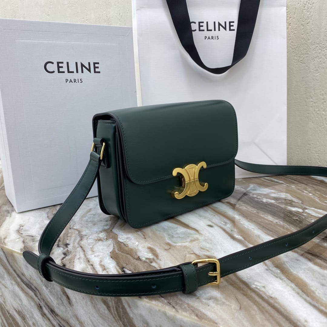 CELINE Teen Triomphe Bag In Shiny Calfskin - Amazone