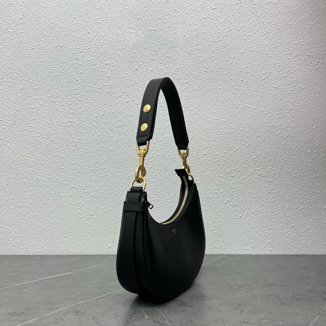 CELINE Medium Ava Strap Bag In Calfskin - Black