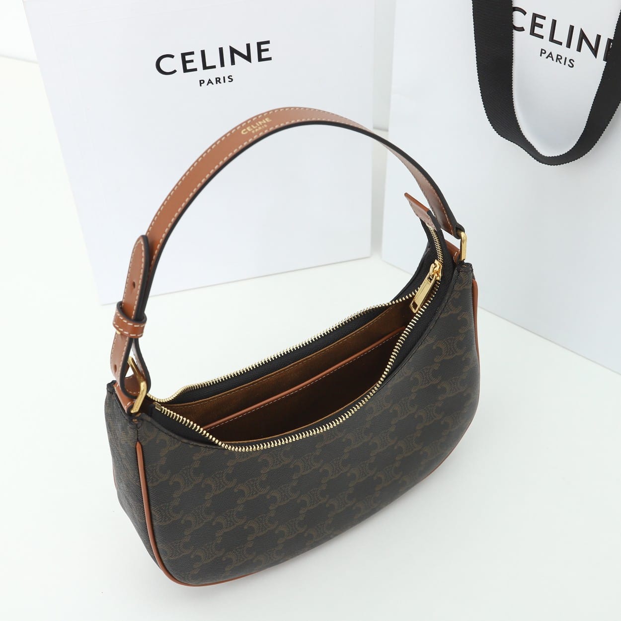 CELINE Medium Ava Bag In Triomphe Canvas And Calfskin - Black