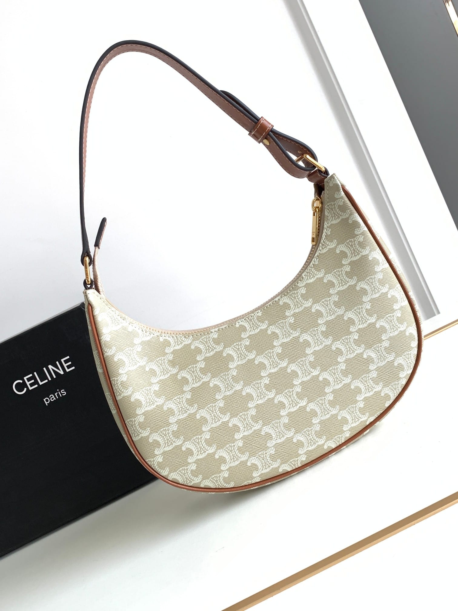 CELINE Medium Ava Bag In Triomphe Canvas And Calfskin - Grege