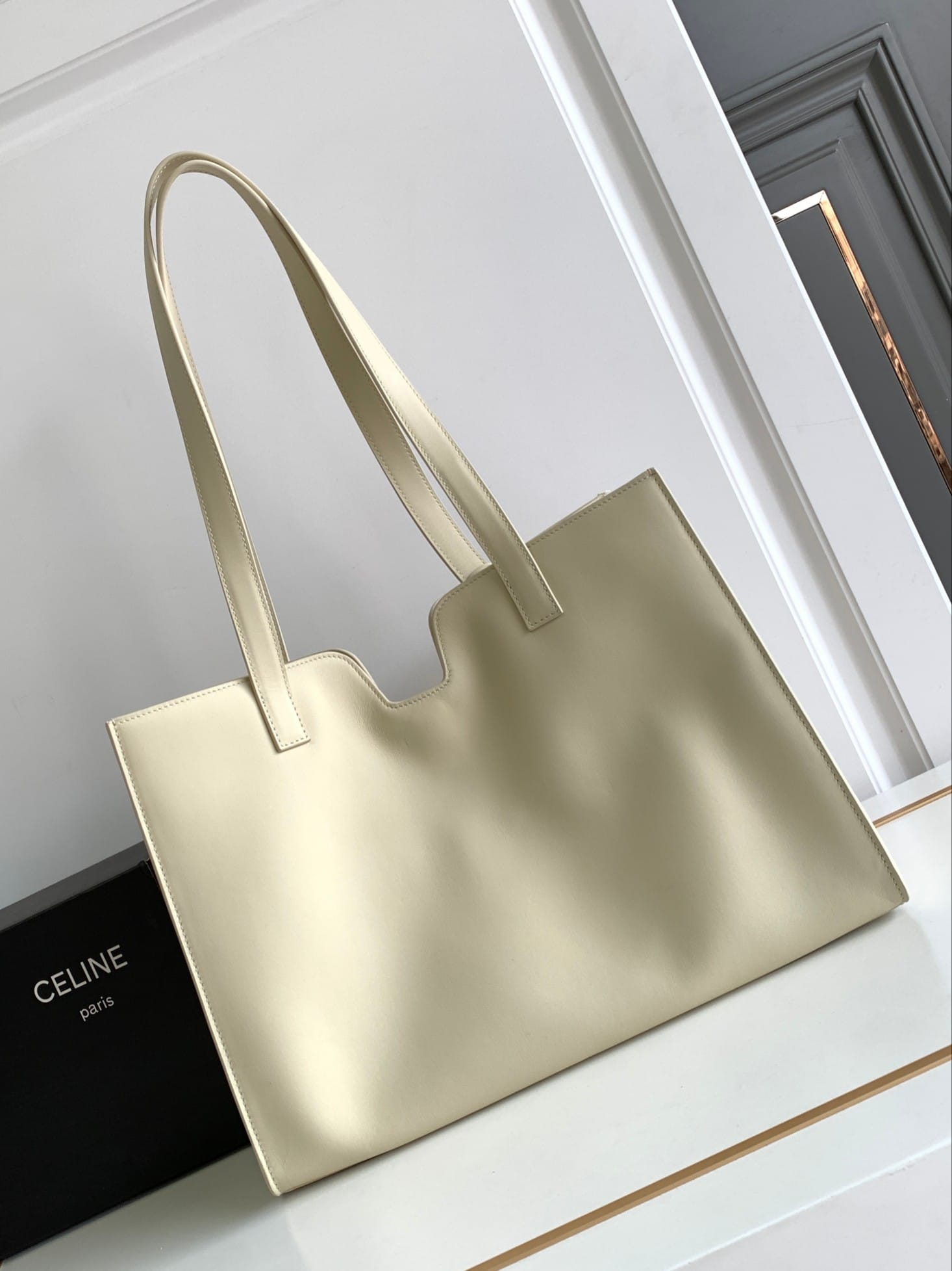 CELINE CABAS 16 Soft in Smooth Calfskin - Limestone