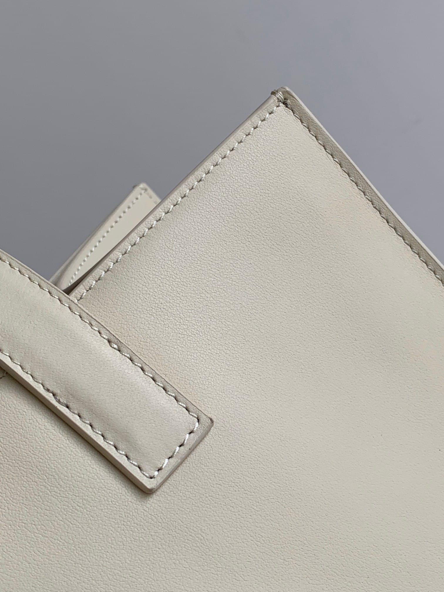 CELINE CABAS 16 Soft in Smooth Calfskin - Limestone