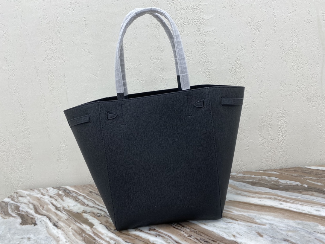 CELINE Cabas Phantom Small Tote Bag in Grained Calfskin - Black