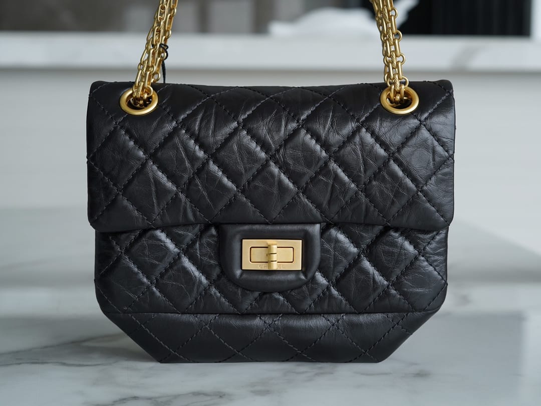 CHANEL 2.55 Mini Reissue Flap Bag Aged Lambskin - Black & Gold Toned Hardware