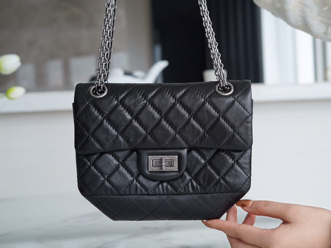 CHANEL 2.55 Mini Reissue Flap Bag Aged Lambskin - Black & Silver Toned Hardware