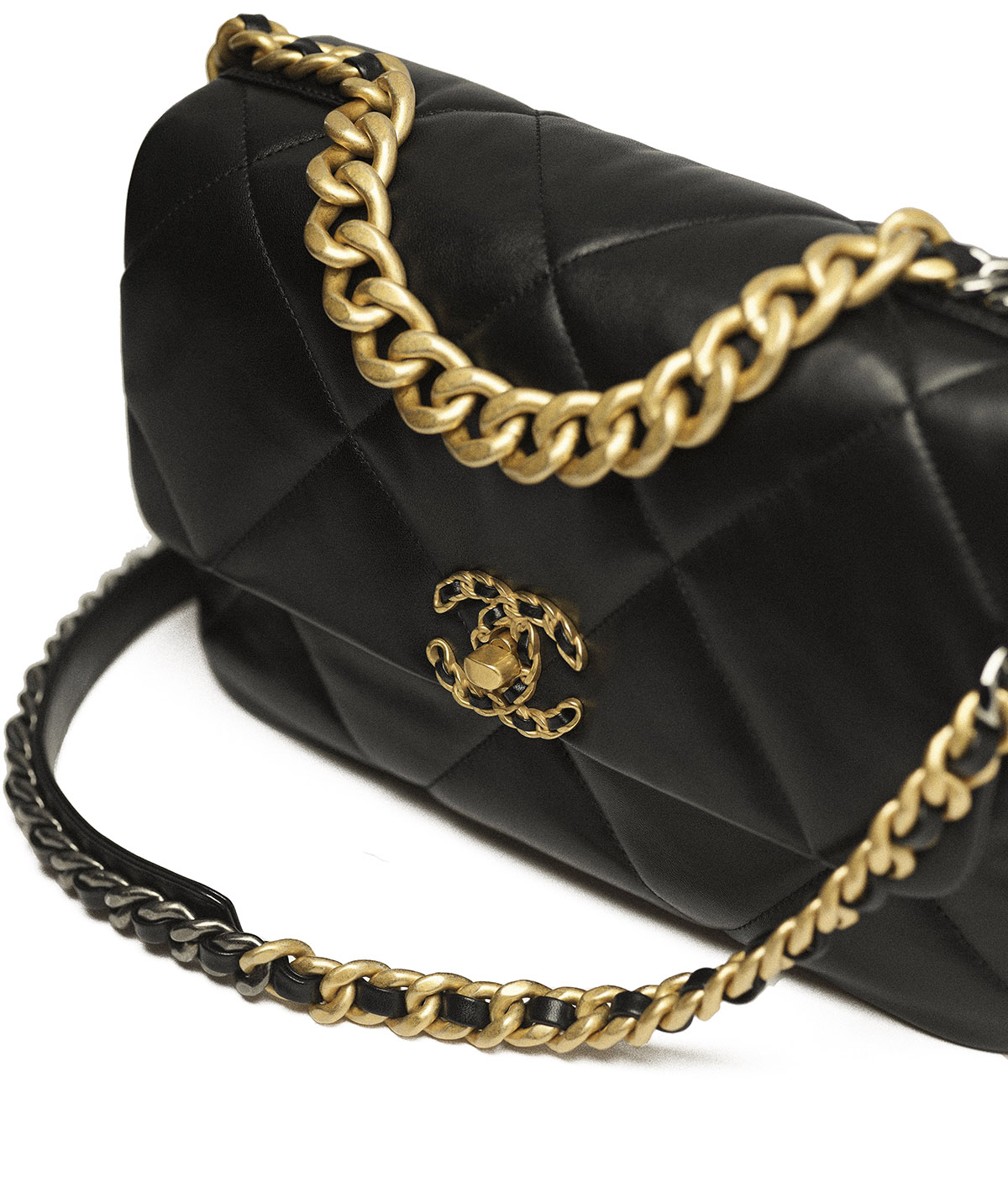 CHANEL 19 Small Flap Bag in Shiny Lambskin - Black 