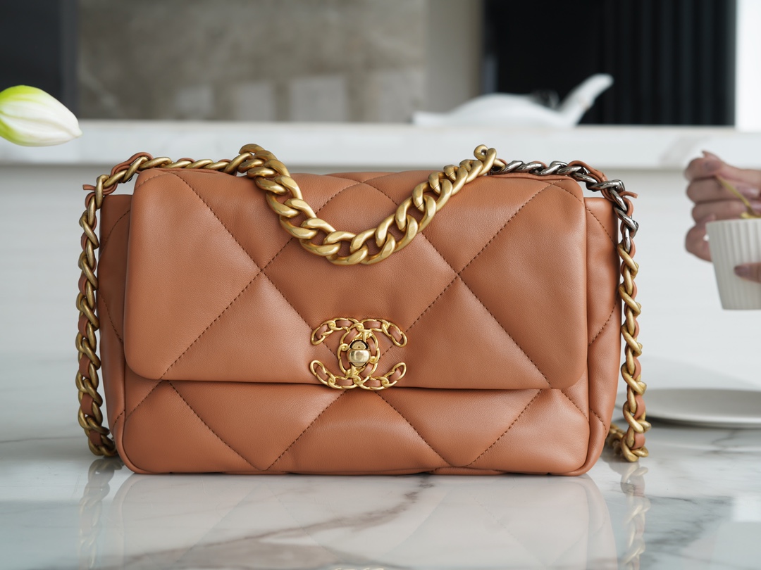 CHANEL 19 Small Flap Bag in Shiny Lambskin - Caramel 