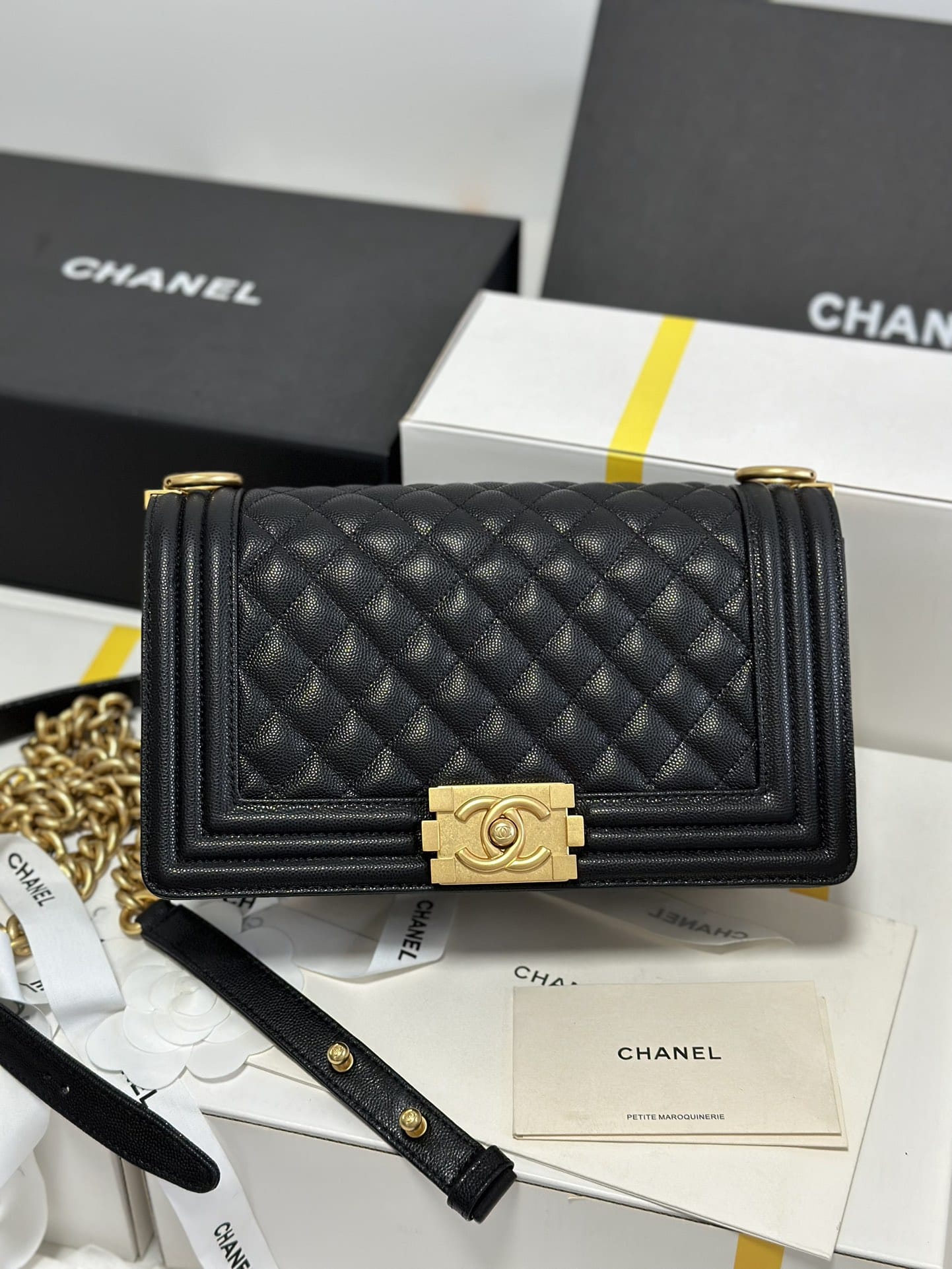 CHANEL BOY Medium Flap Bag in Grained Calfskin Leather - Black & Gold