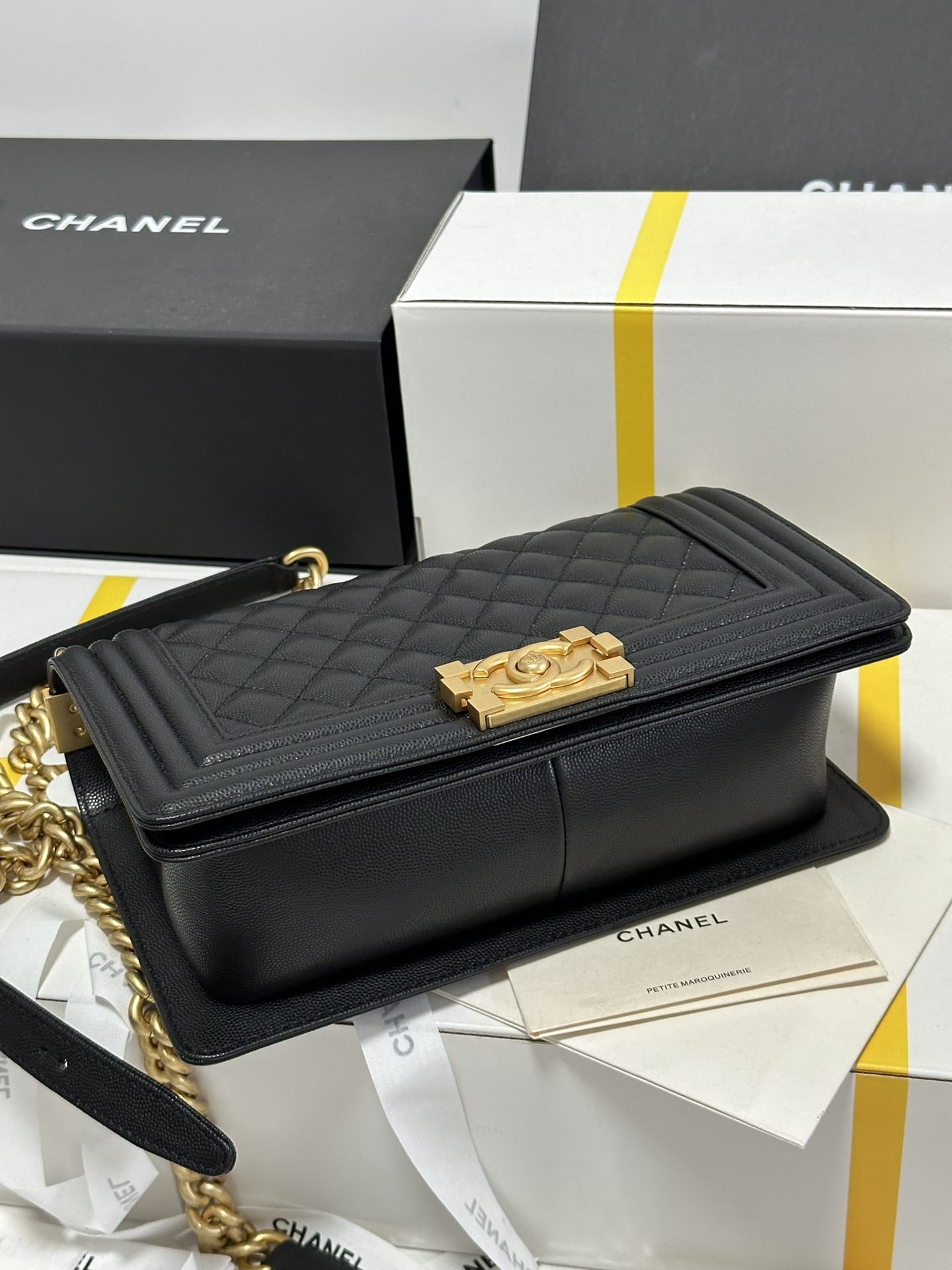 CHANEL BOY Medium Flap Bag in Grained Calfskin Leather - Black & Gold