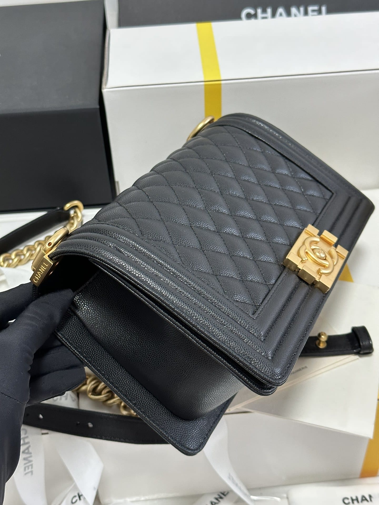 CHANEL BOY Medium Flap Bag in Grained Calfskin Leather - Black & Gold