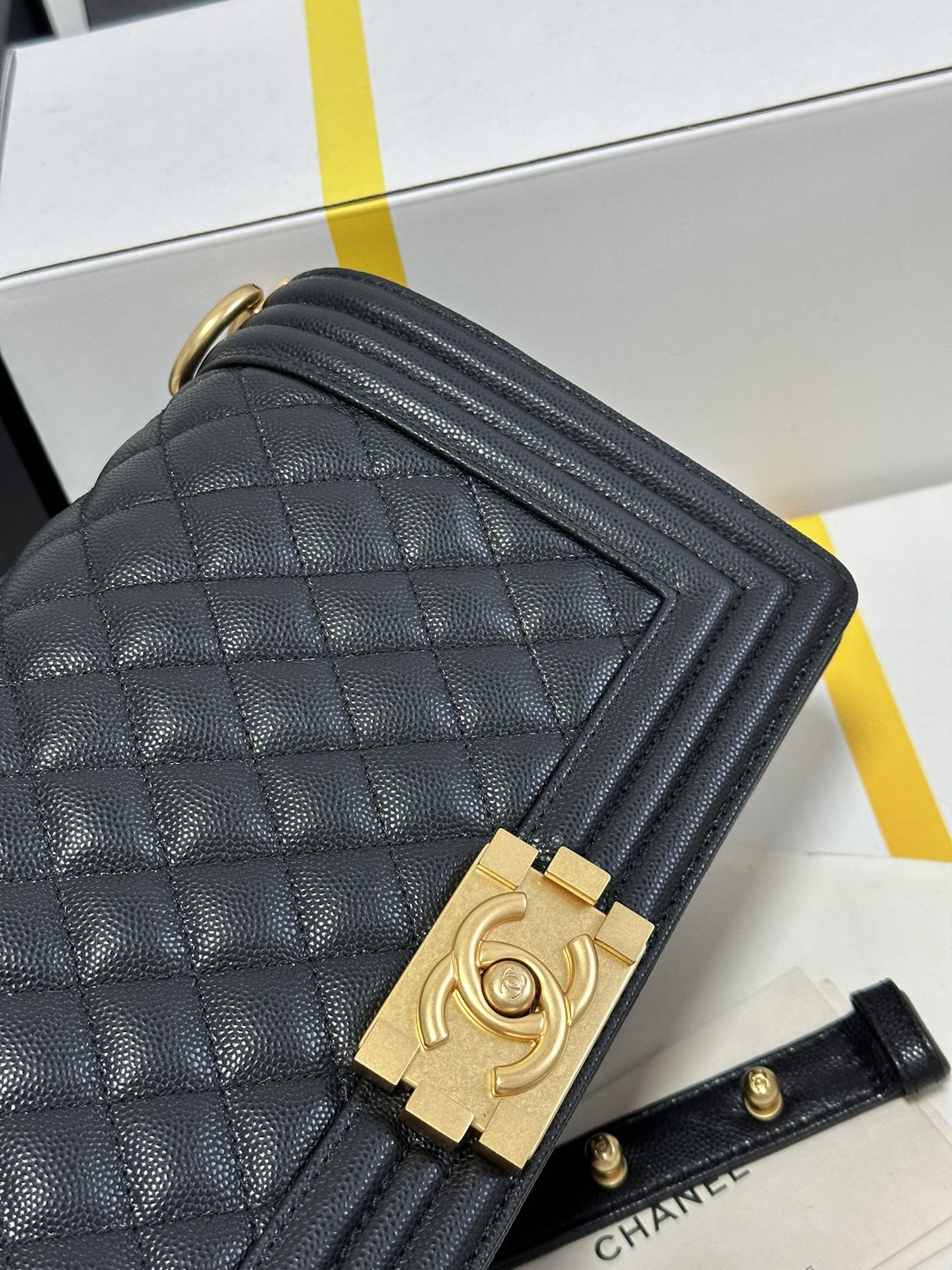 CHANEL BOY Medium Flap Bag in Grained Calfskin Leather - Black & Gold