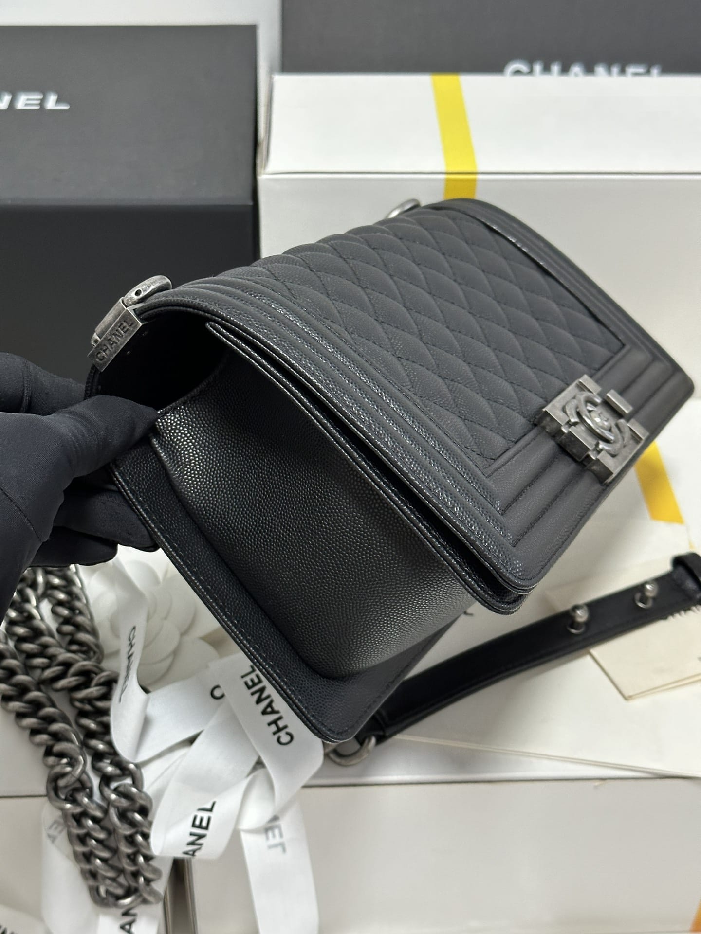 CHANEL BOY Medium Flap Bag in Grained Calfskin Leather - Black & Silver