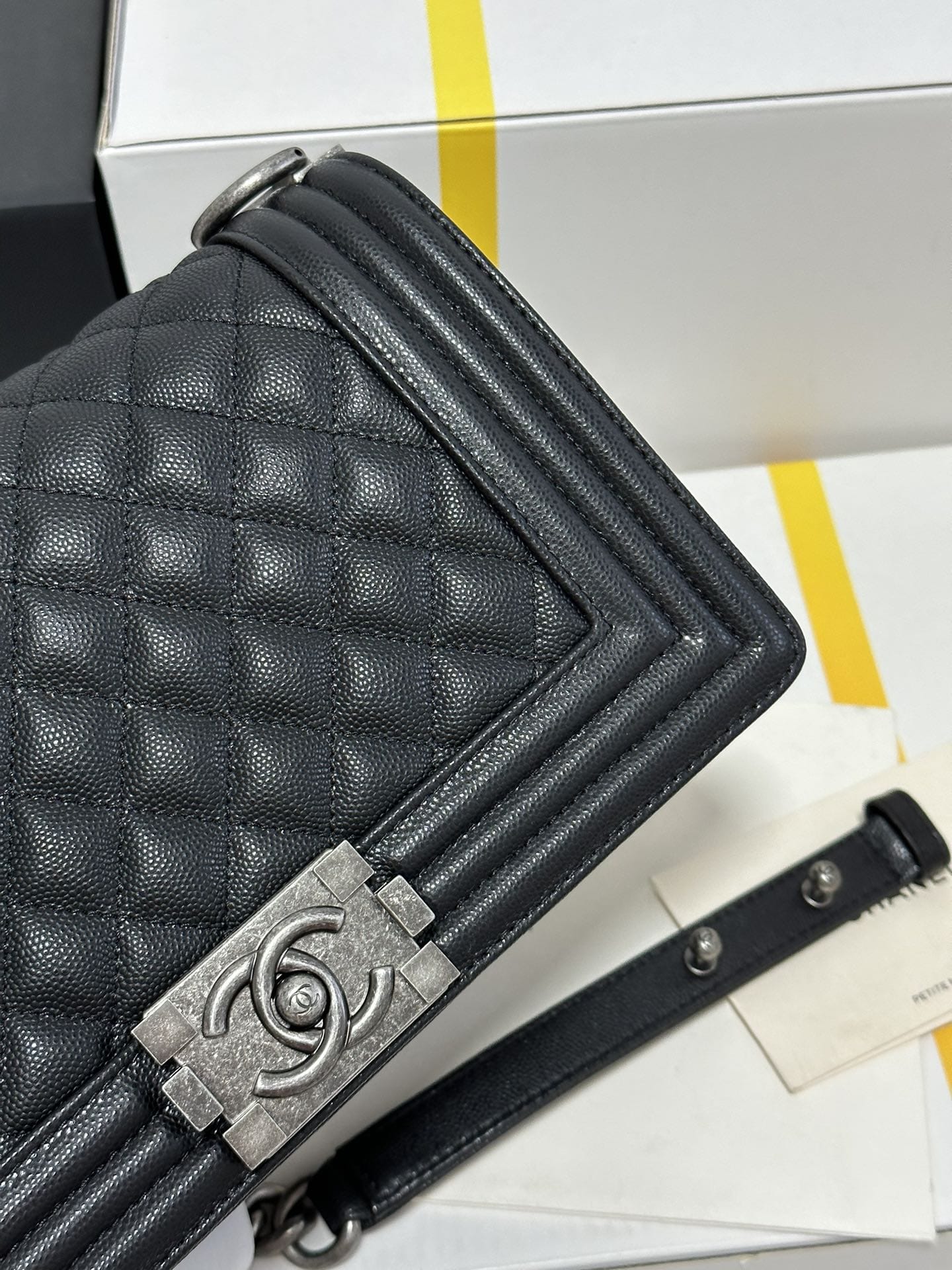 CHANEL BOY Medium Flap Bag in Grained Calfskin Leather - Black & Silver