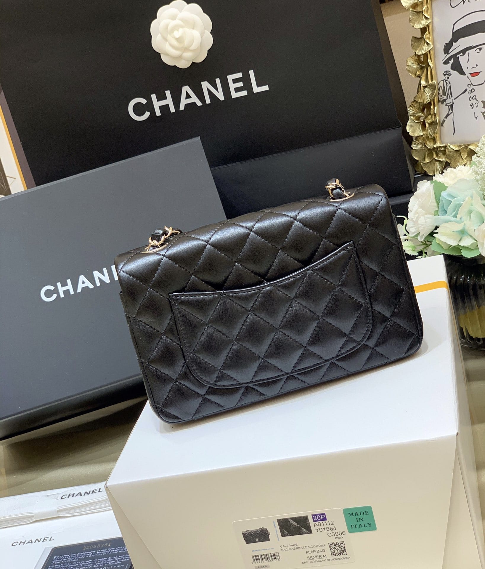 CHANEL Mini Classic Flap Bag in Lambskin- Black