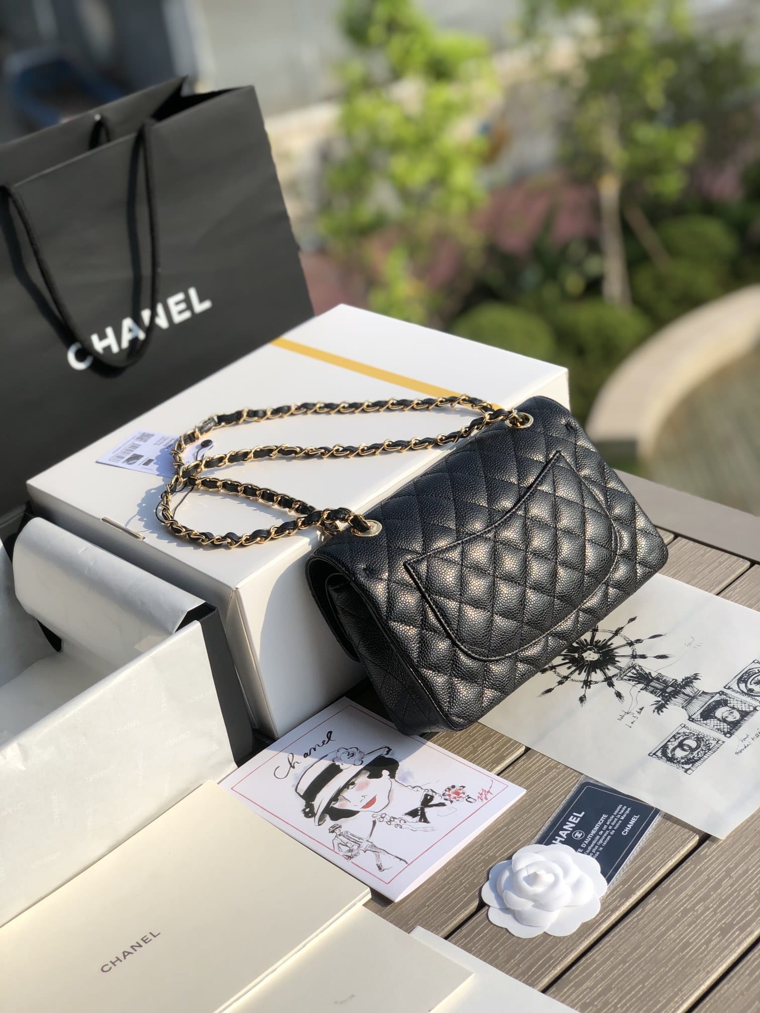 CHANEL Samll Classic Flap Bag in Grained Calfskin - Black & Gold