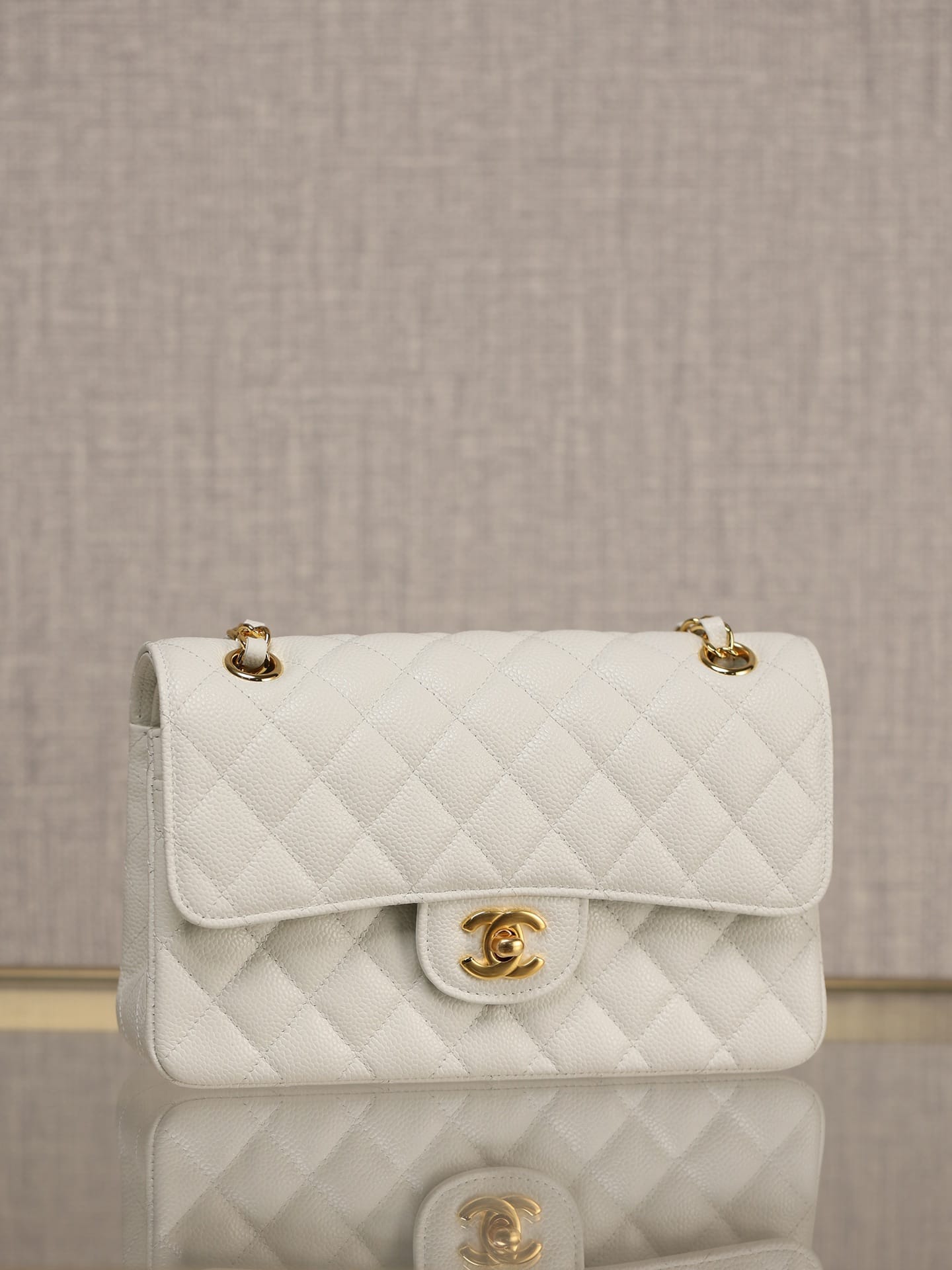 CHANEL Samll Classic Flap Bag in Grained Calfskin - White & Gold