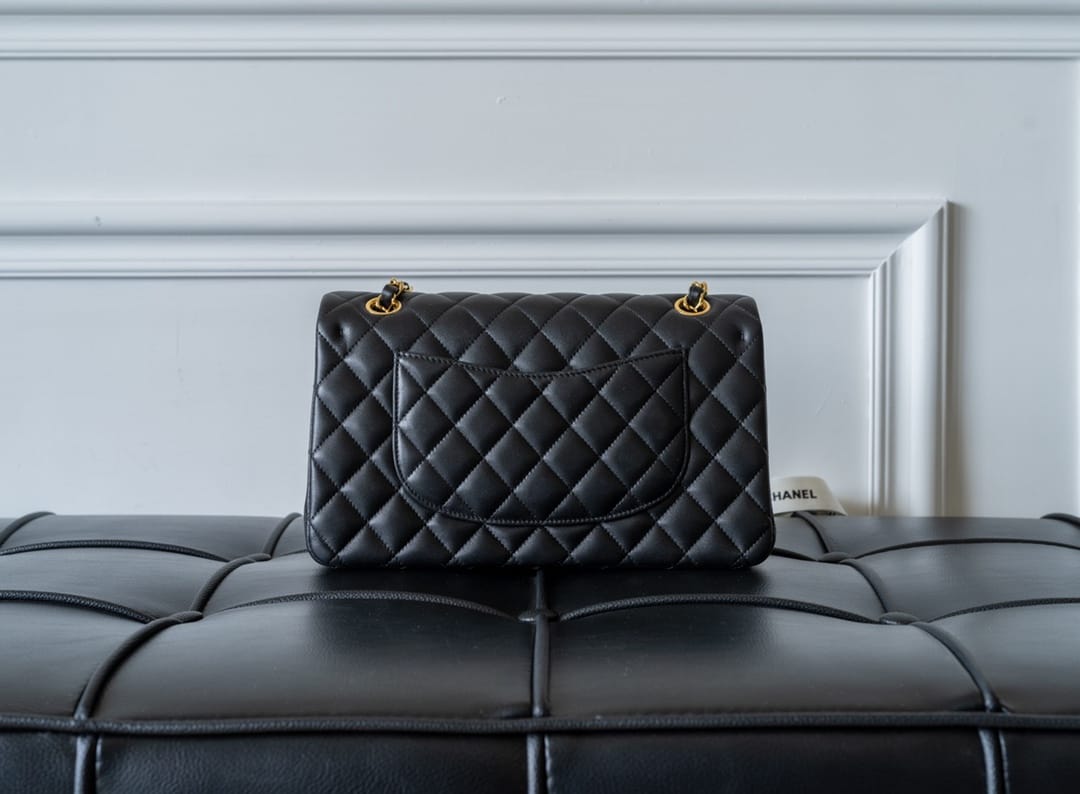 CHANEL Classic 11.12 Flap Bag in Lambskin - Black