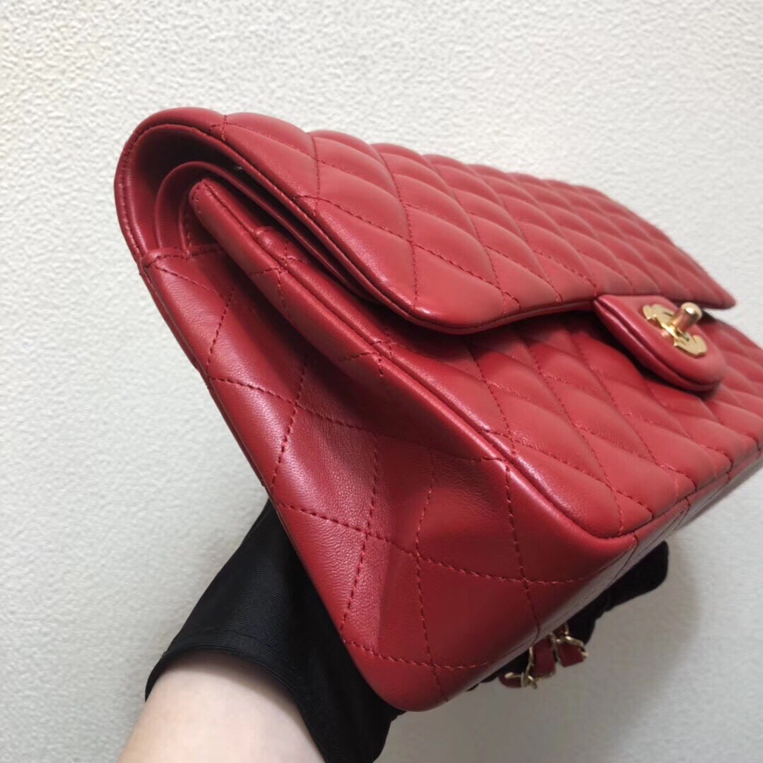 CHANEL Classic 11.12 Flap Bag in Lambskin - Red