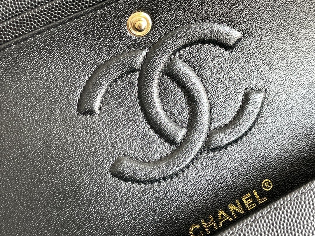 CHANEL Classic 11.12 Flap Bag in Grained Calfskin - Black & Gold