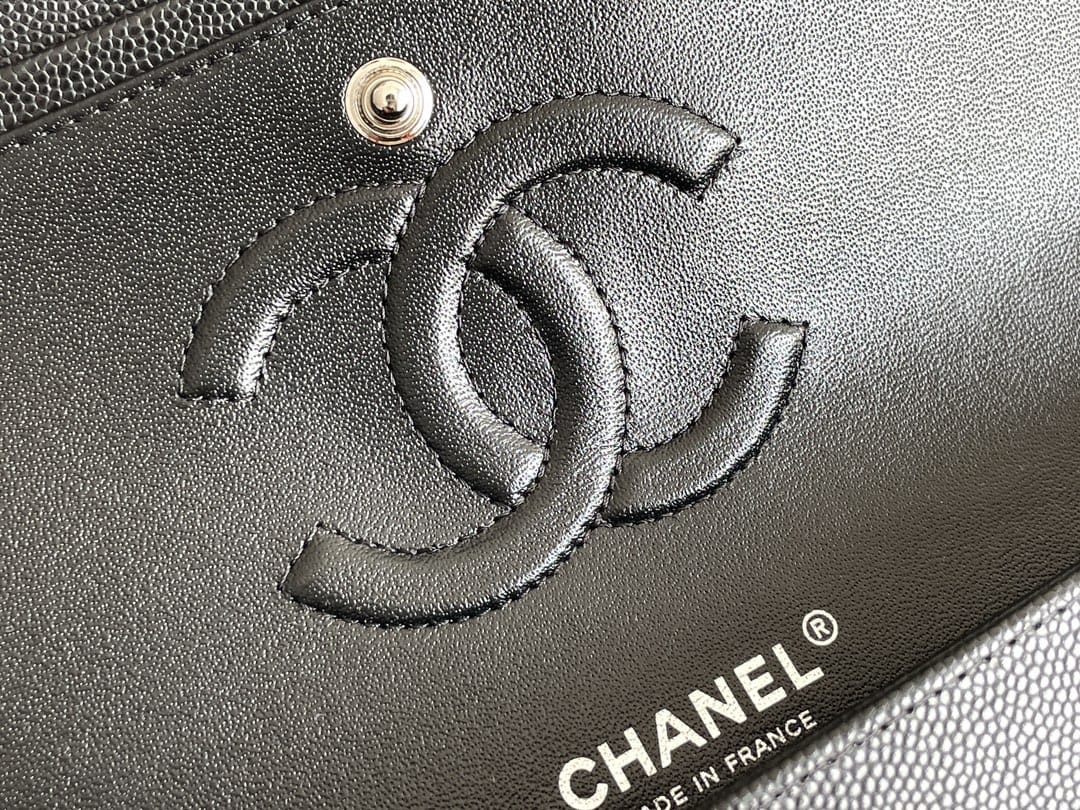 CHANEL Classic 11.12 Flap Bag in Grained Calfskin - Black & Silver