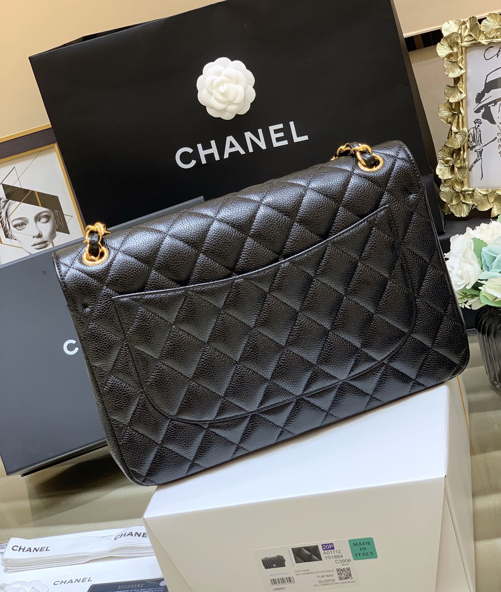 CHANEL Large Classic Flap Bag in Grained Calfskin - Black & Gold