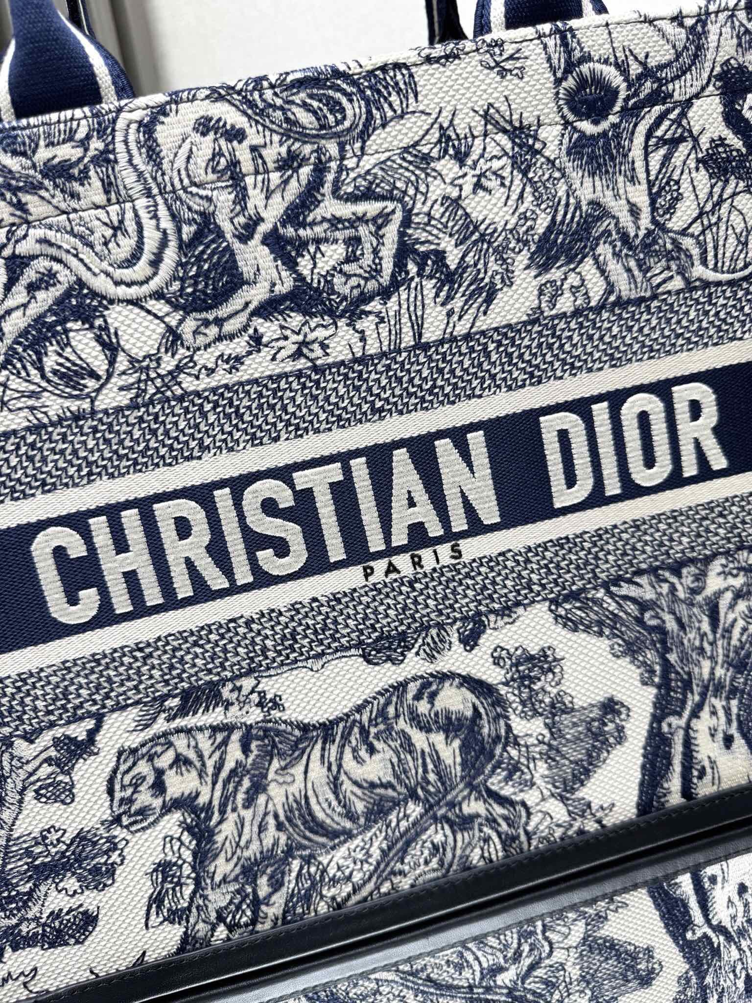 Dior Medium Book Tote White and Navy Blue Toile de Jouy Sauvage Embroidery with Navy Blue Calfskin