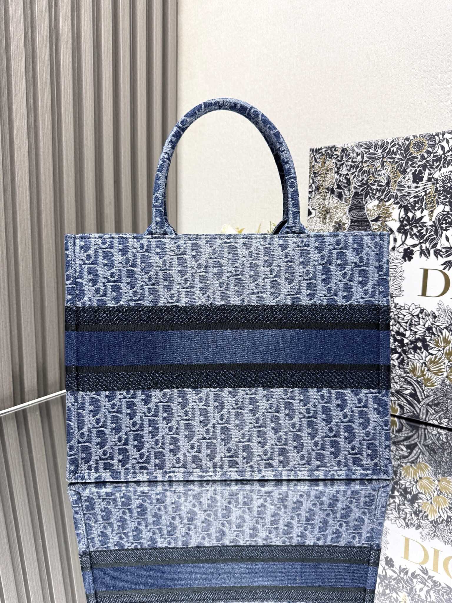 Dior Medium Book Tote Blue Denim Dior Oblique Jacquard