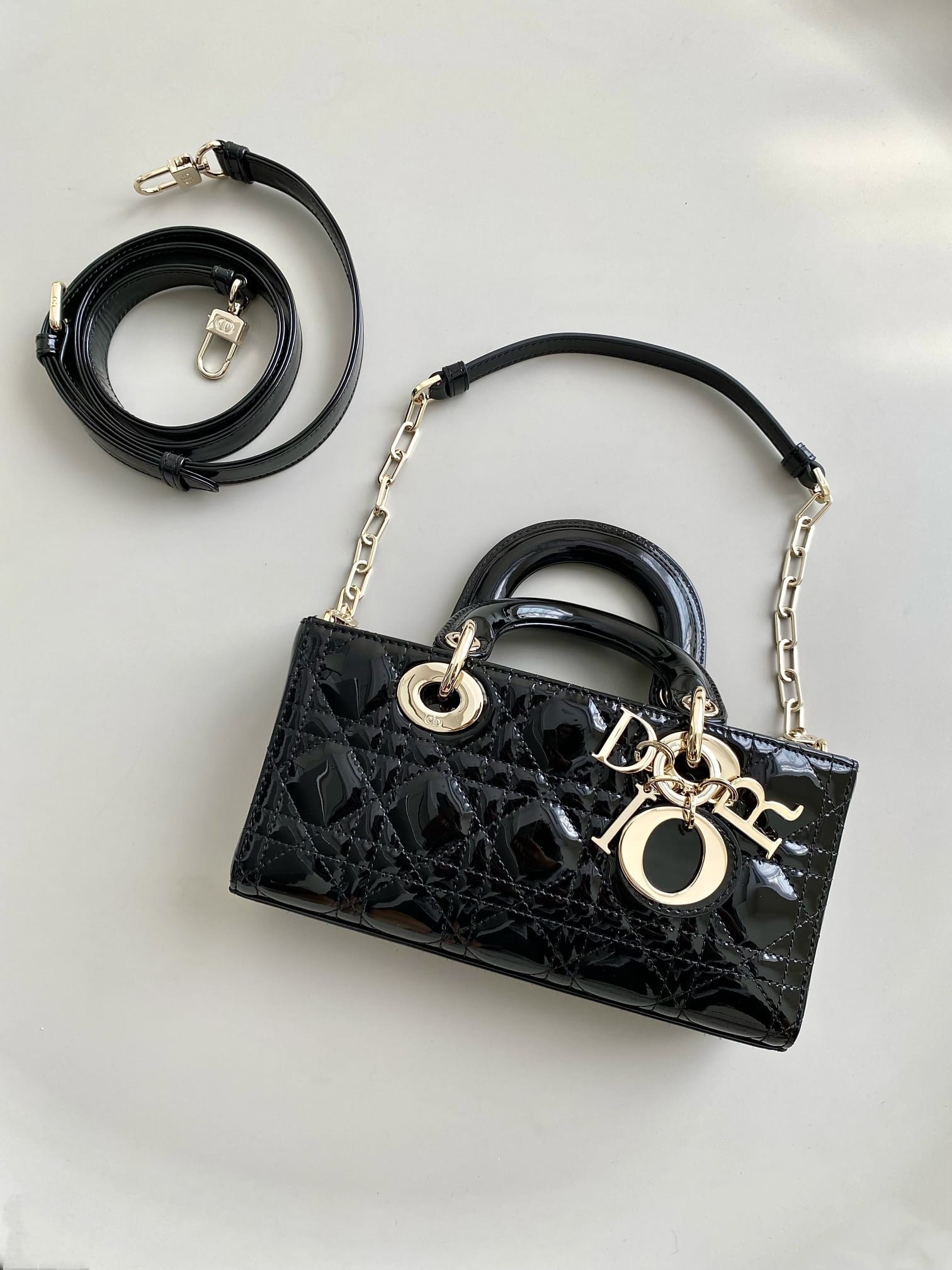 Dior Small Lady D-Joy Bag in Patent Cannage Calfskin - Black