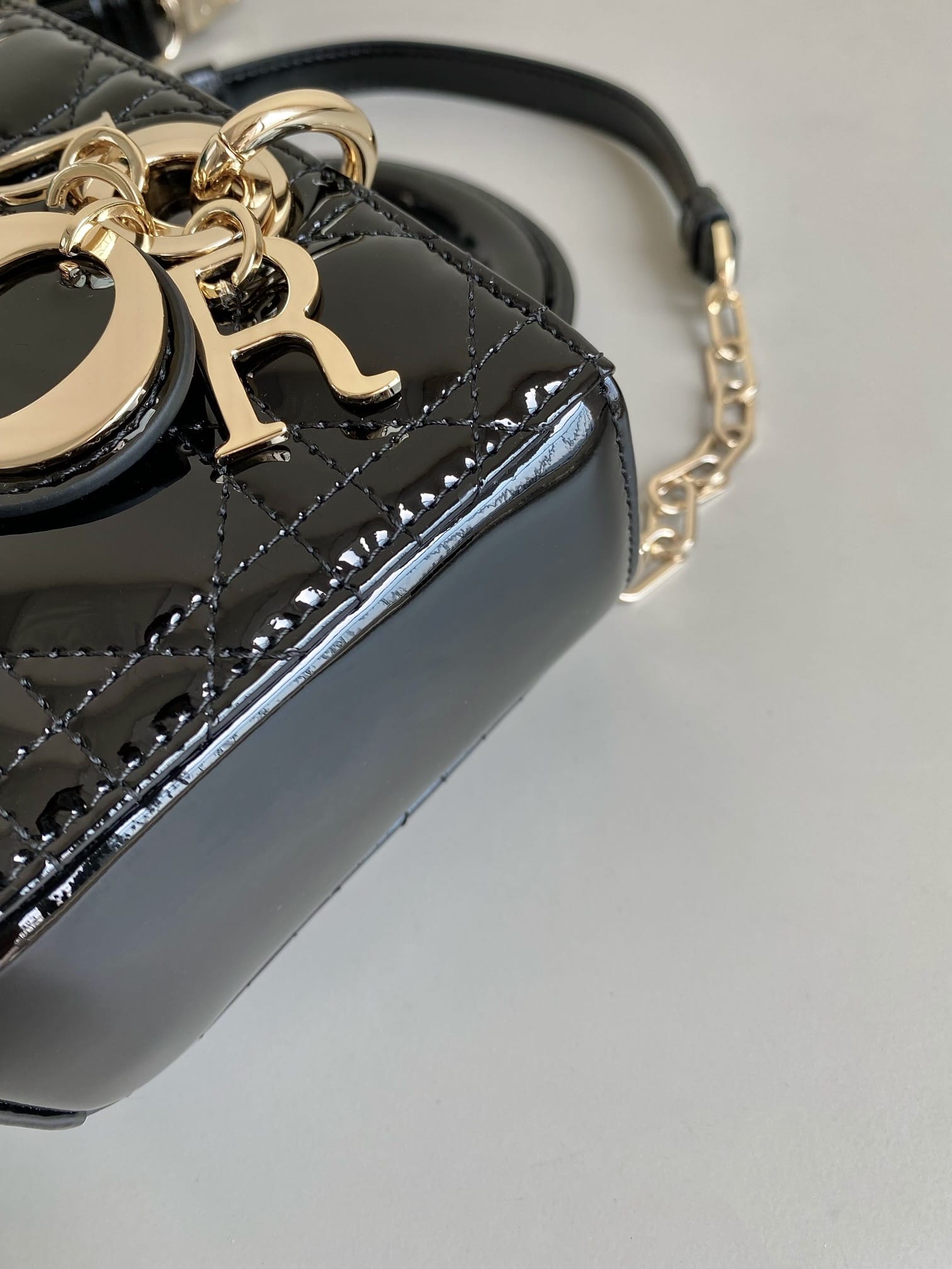 Dior Small Lady D-Joy Bag in Patent Cannage Calfskin - Black