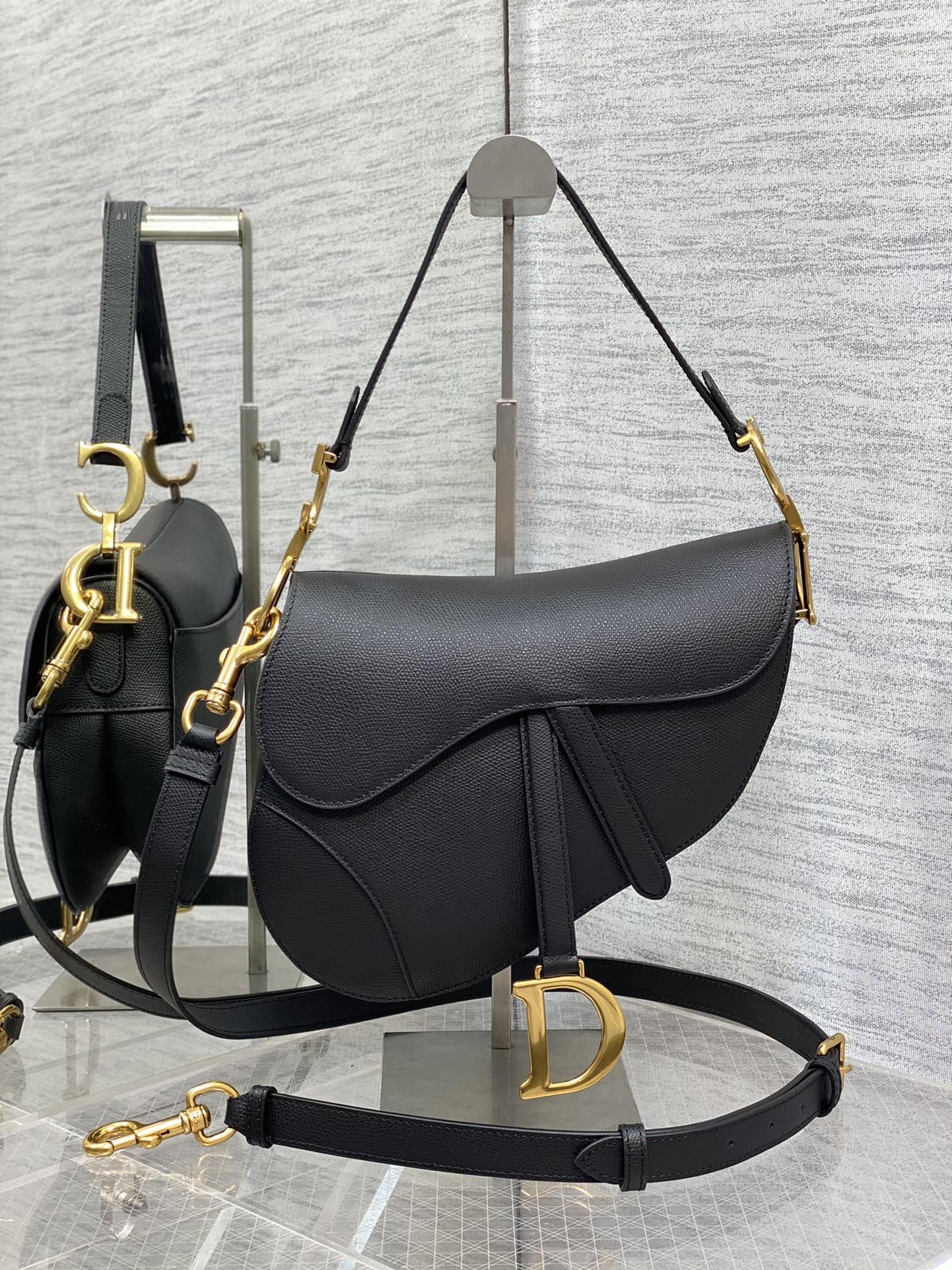 Dior Saddle Bag with Strap in Grained Calfskin - Black