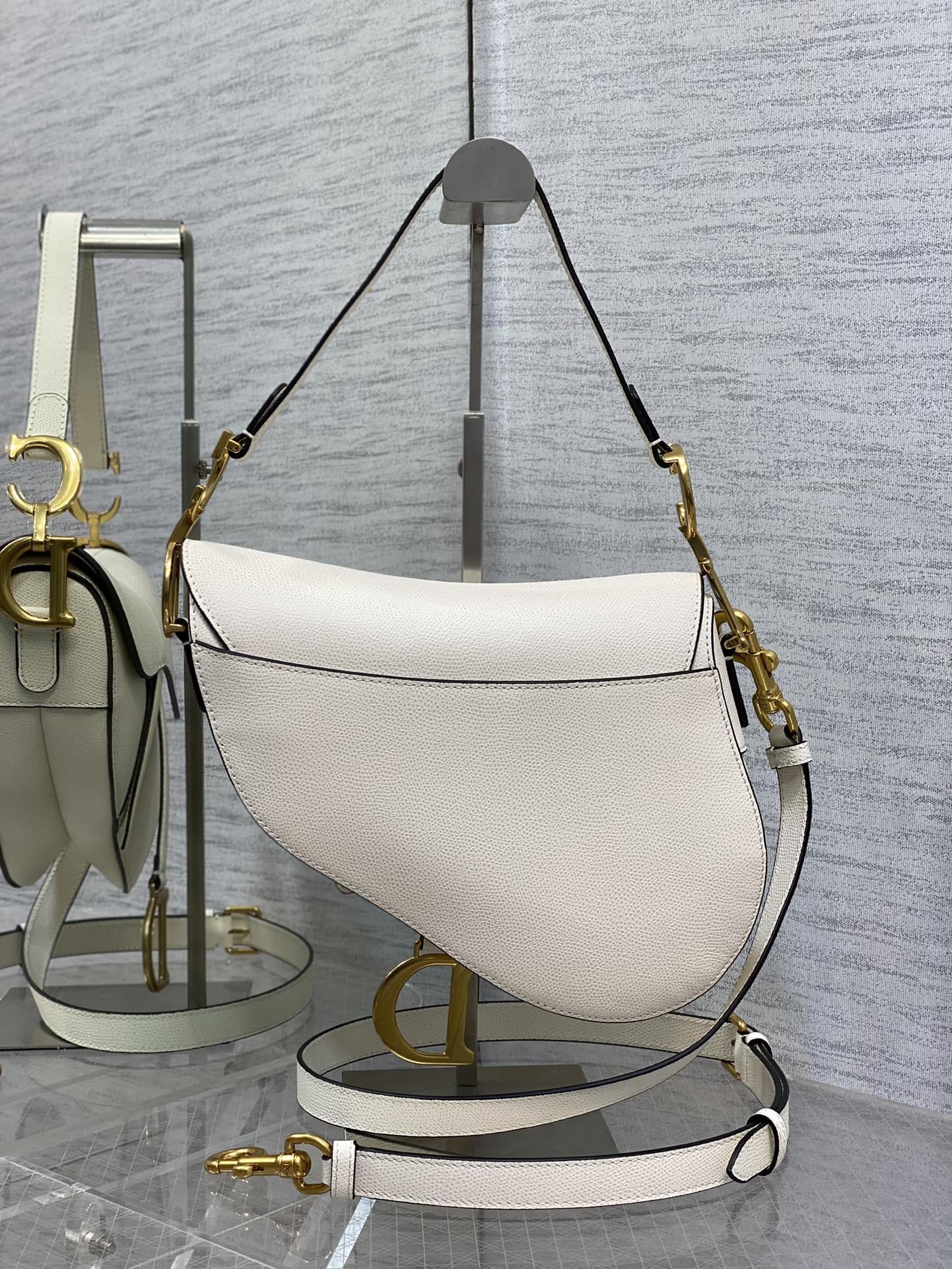 Dior Saddle Bag with Strap in Grained Calfskin - Lattte