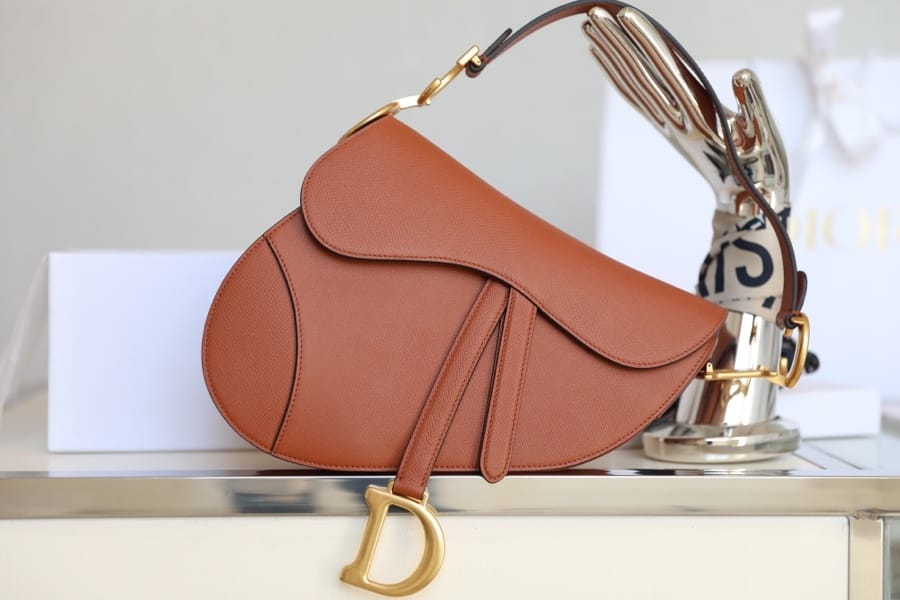 Dior Saddle Bag in Grained Calfskin - Golden Saddle