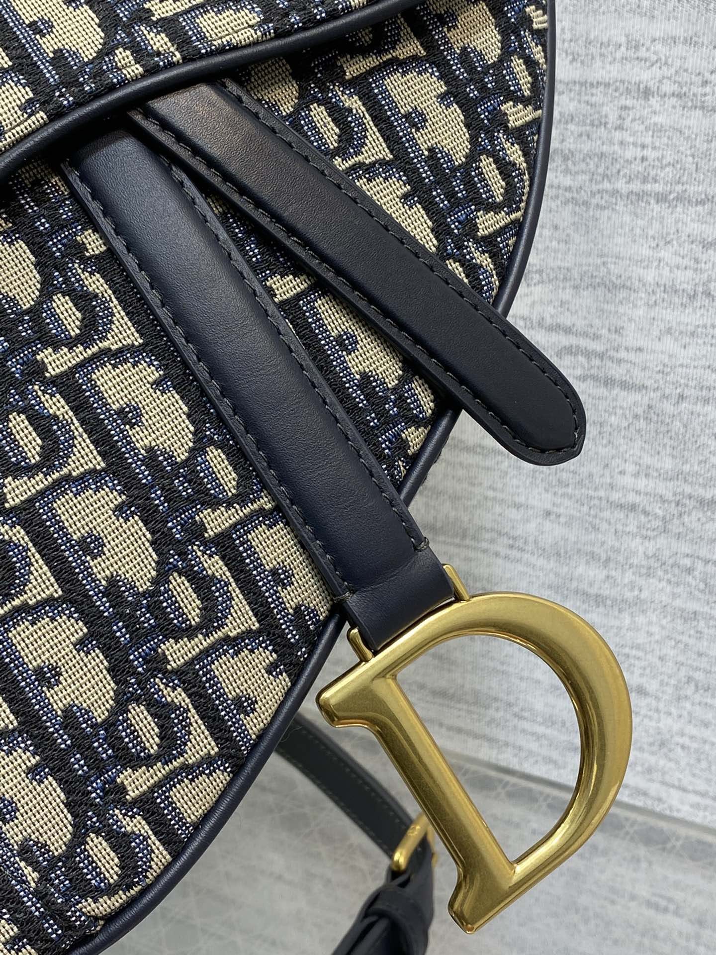 Dior Saddle Bag with Strap in Oblique Jacquard - Blue Dior