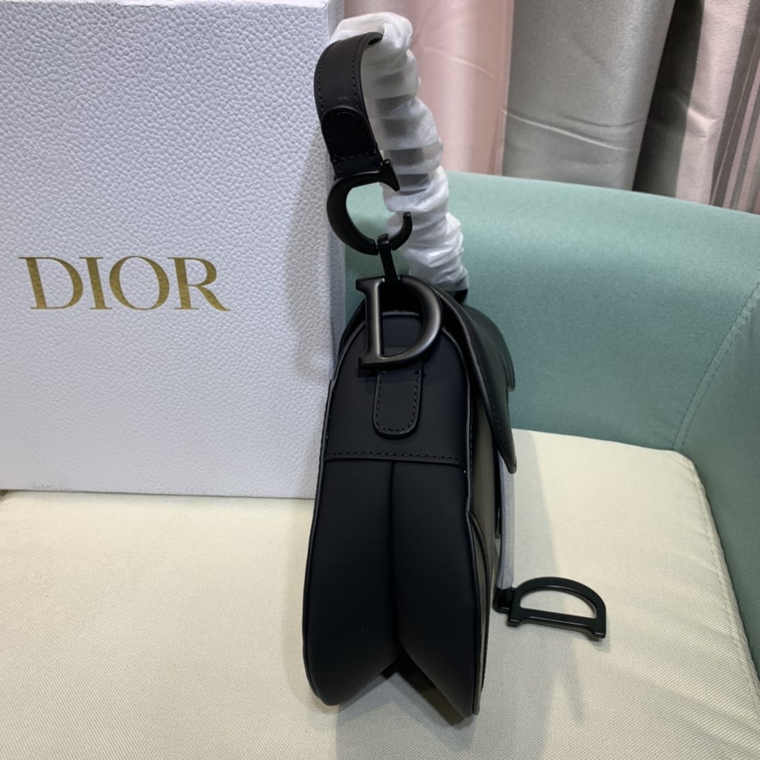 Dior Saddle Bag in Calfskin - Ultramatte Black