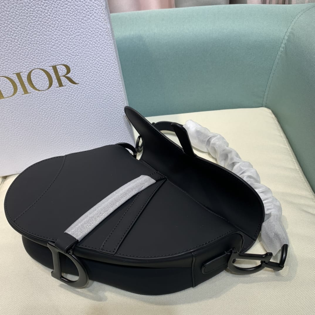 Dior Saddle Bag in Calfskin - Ultramatte Black