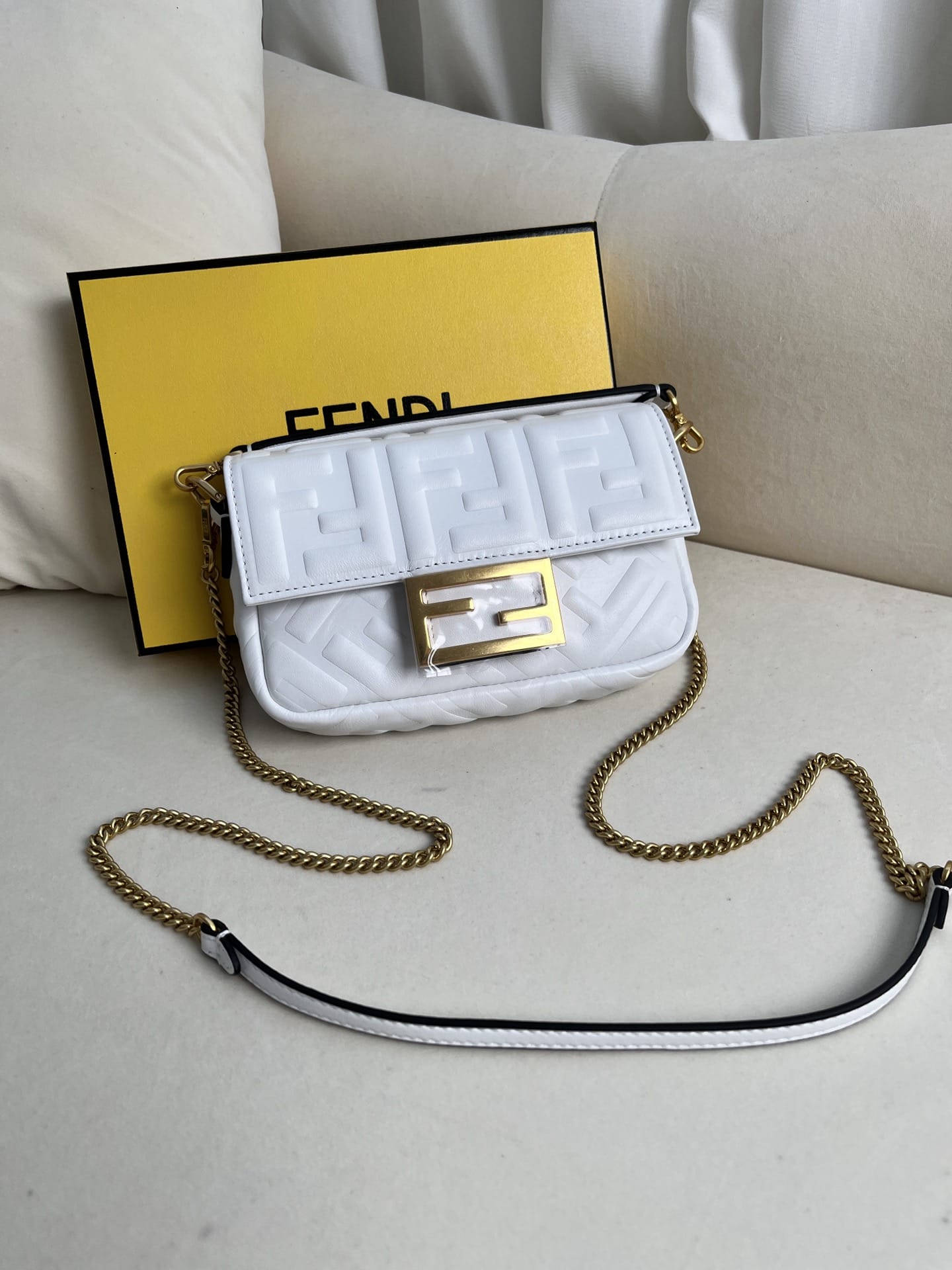 FENDI TIMELESS Baguette Mini White Nappa Leather Bag With FF Motif