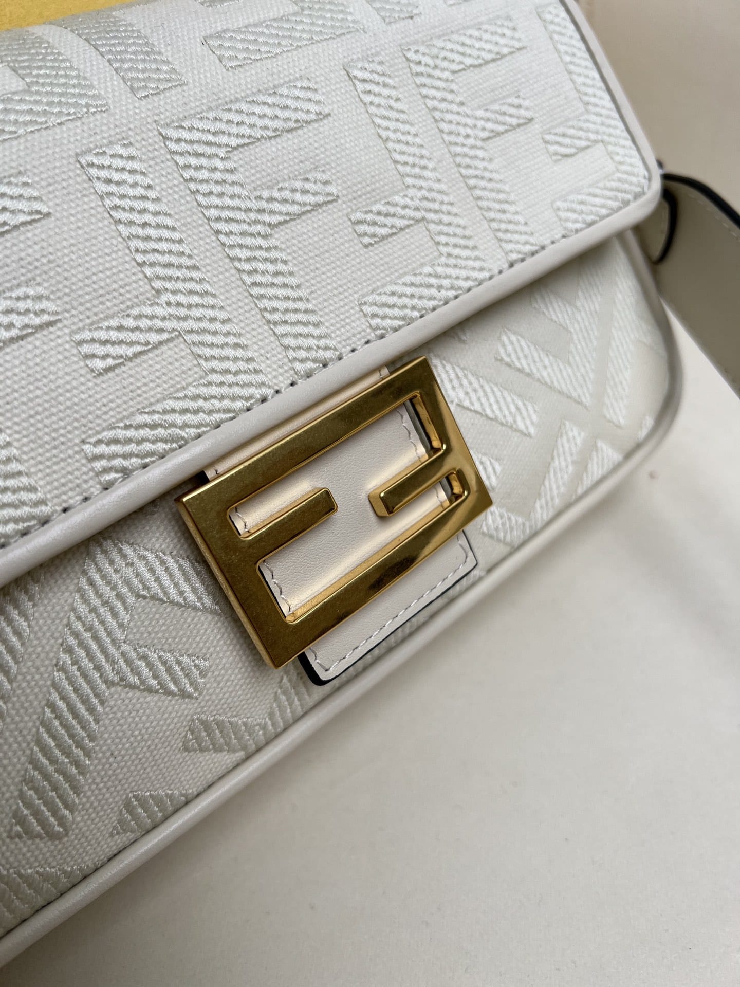 FENDI Baguette White Canvas Shoulder Bag With FF Motif