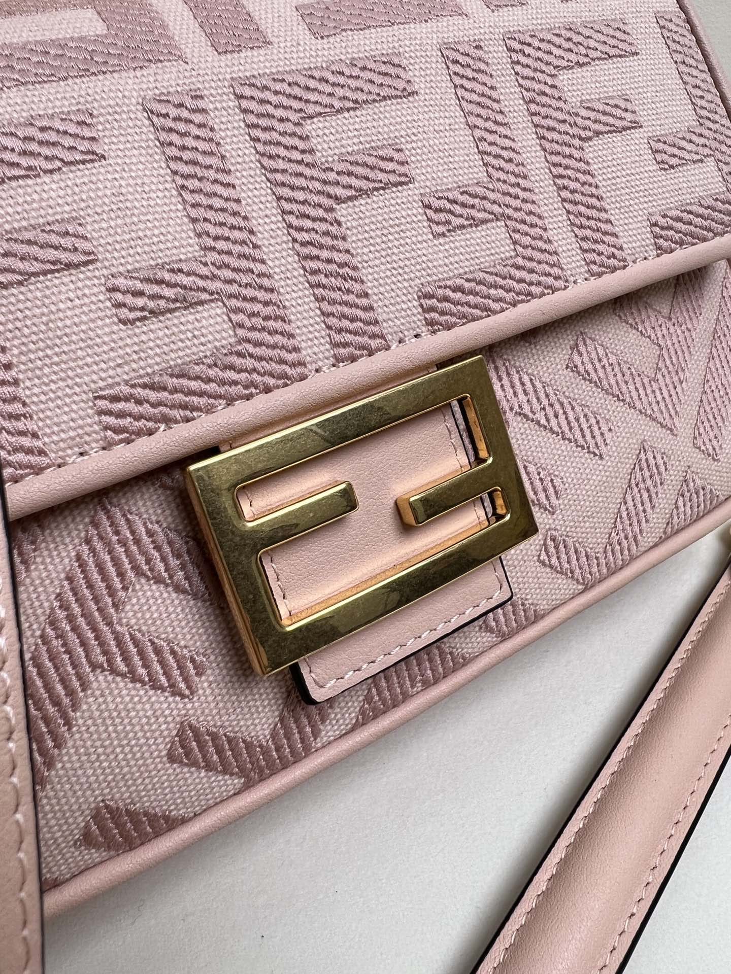 FENDI Baguette Pink Canvas Shoulder Bag With FF Motif