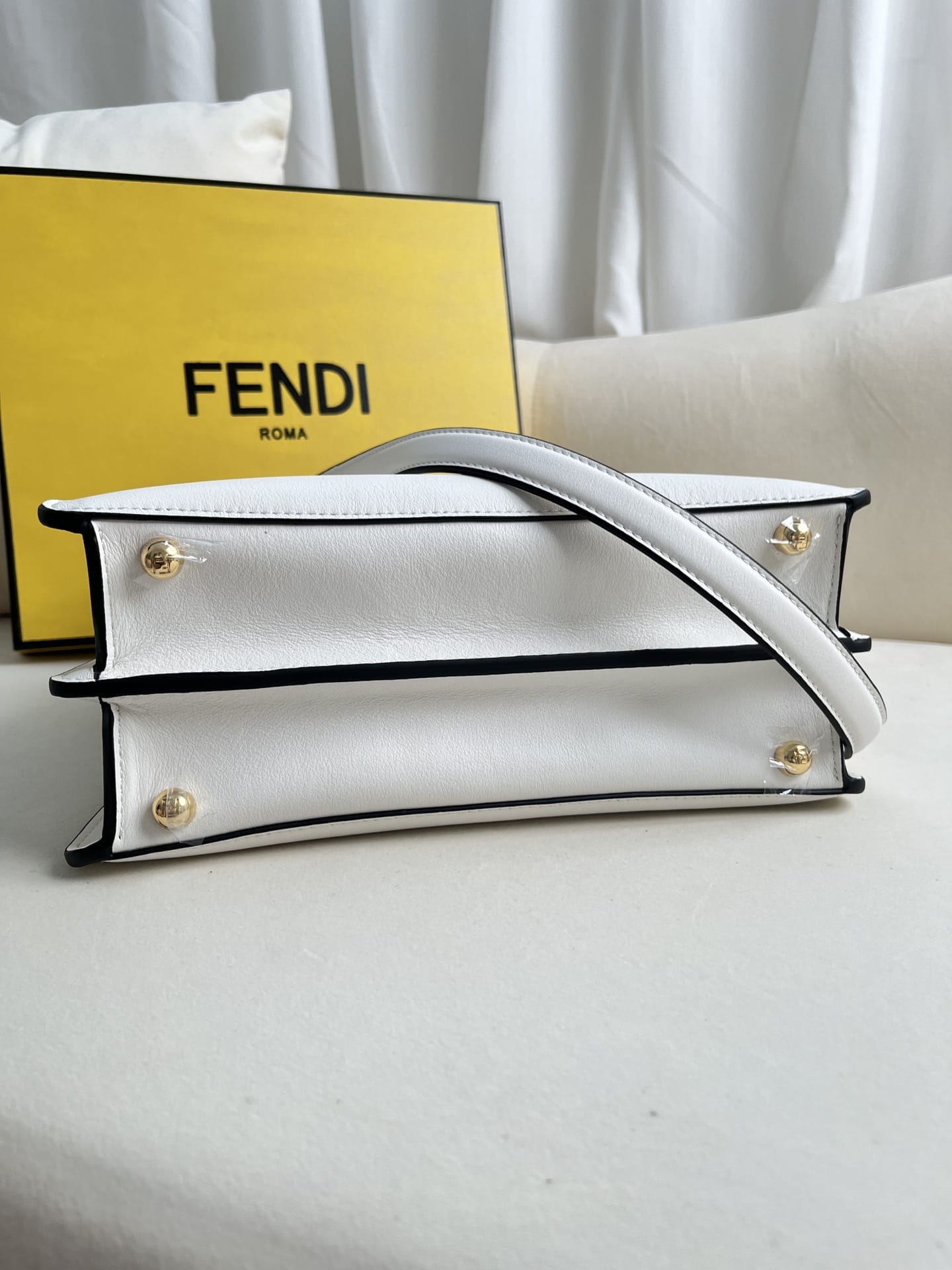 FENDI TIMELESS Peekaboo ISeeU Small White Calfskin Bag