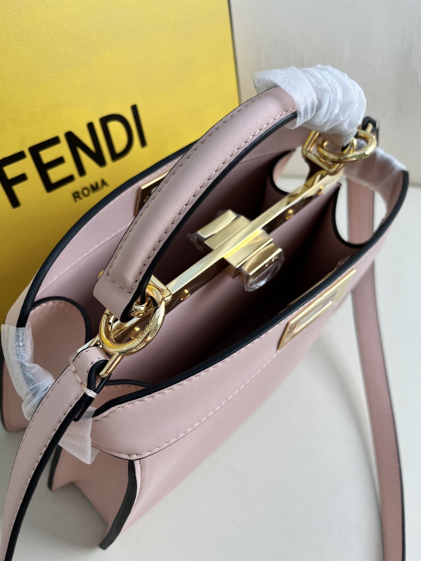 FENDI TIMELESS Peekaboo ISeeU Small Pink Calfskin Bag